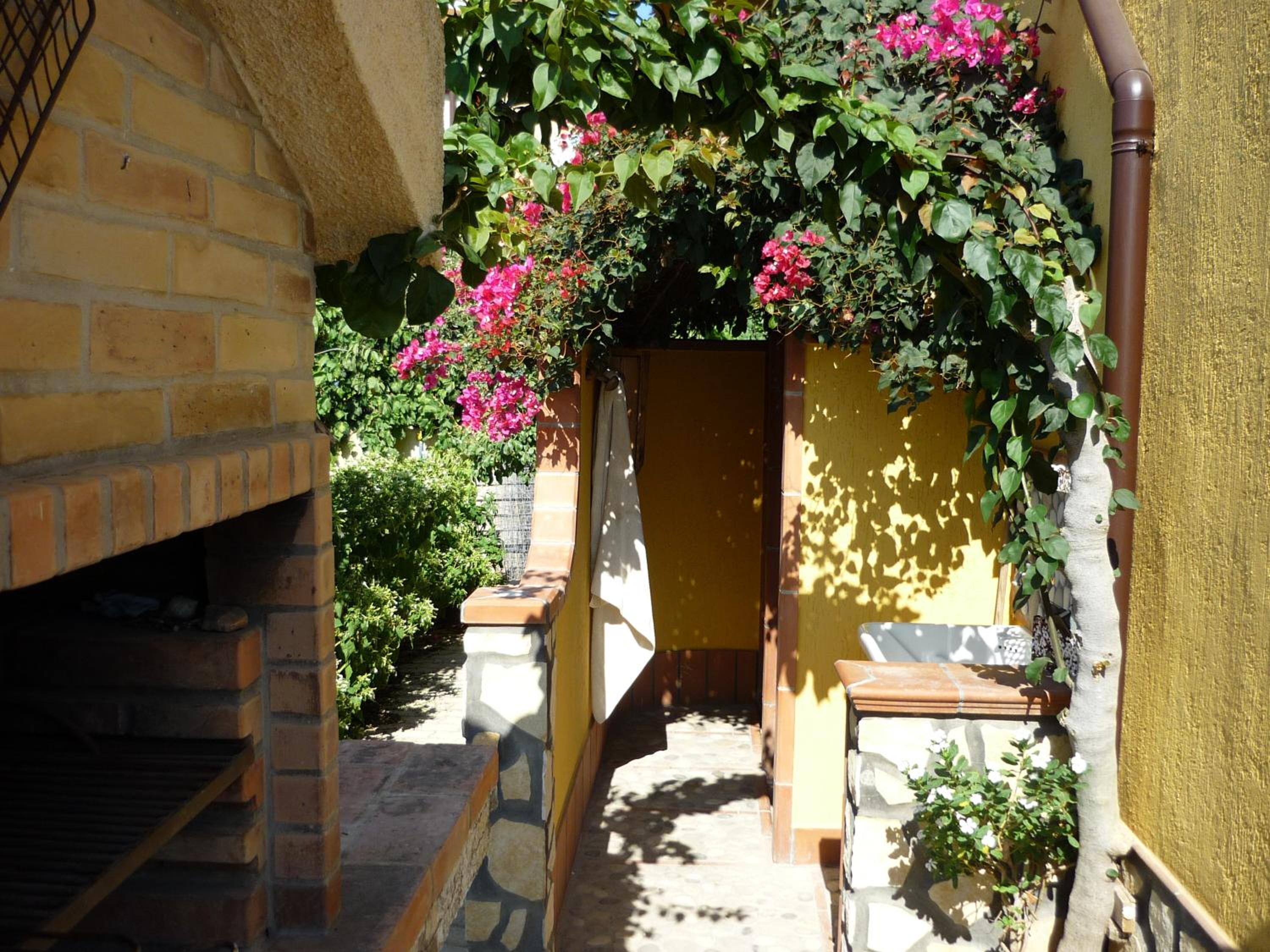 Photo 28