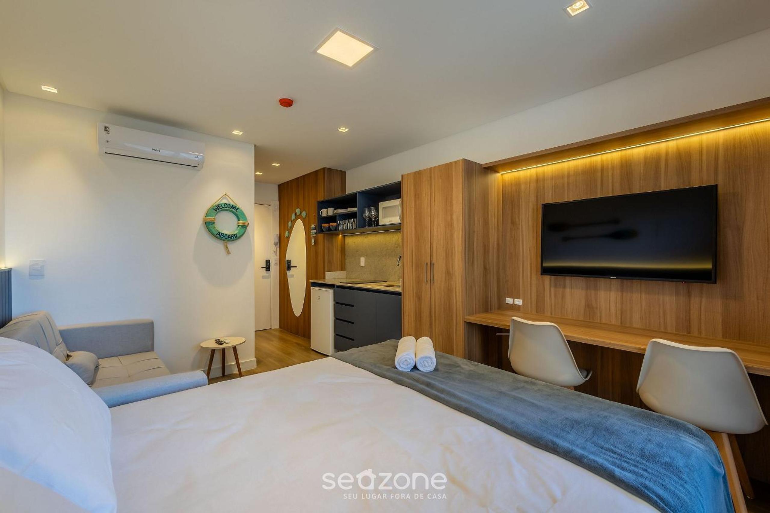 Studios with Side Sea View at Penha Spot | PSO - L