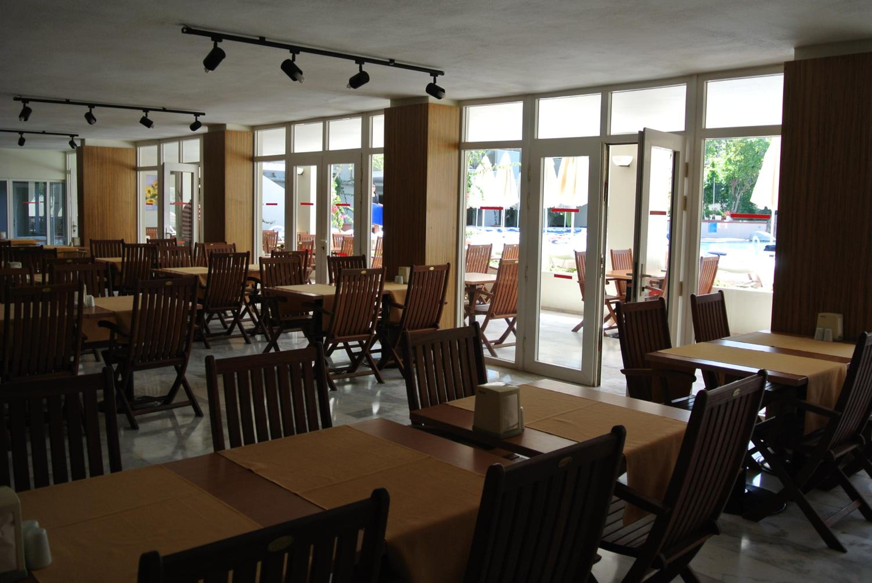 Begonville Otel - Image 37