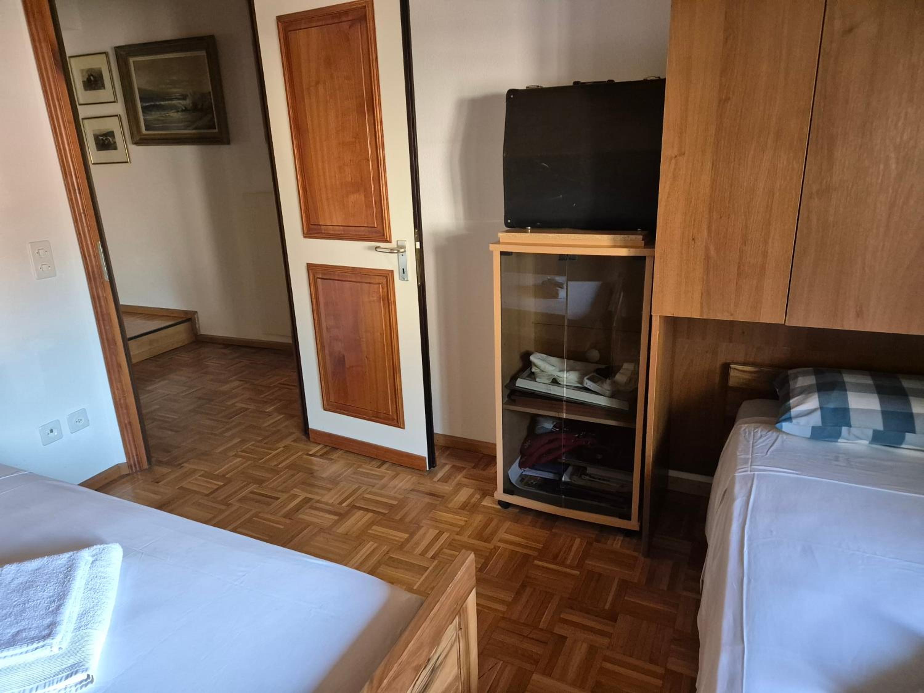 Ara Gesa Old Cottage