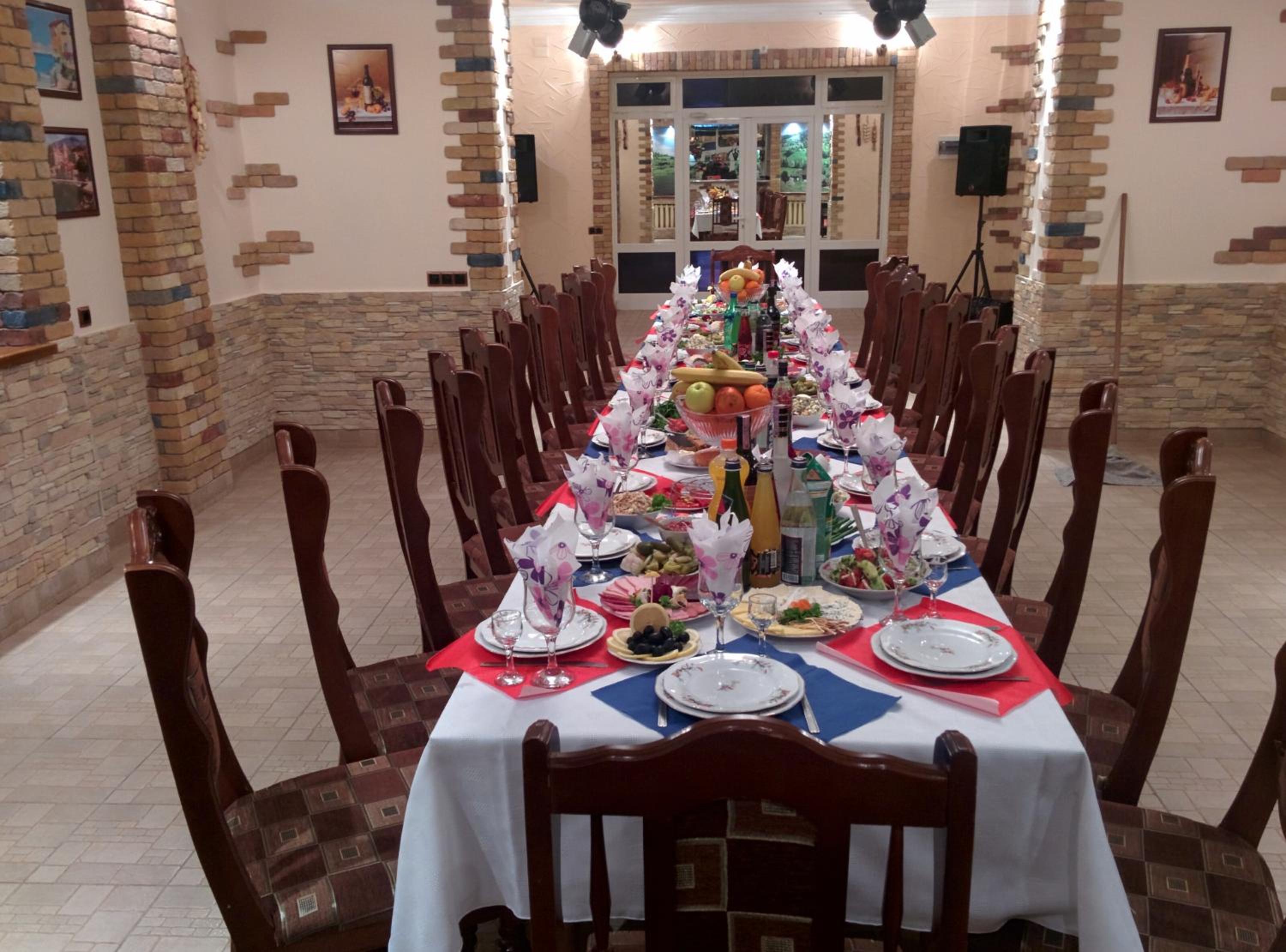 Erazank Hotel