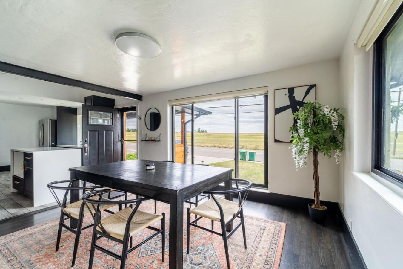 Renovated 4BR Escape Luxe Comfort and Hot Tub