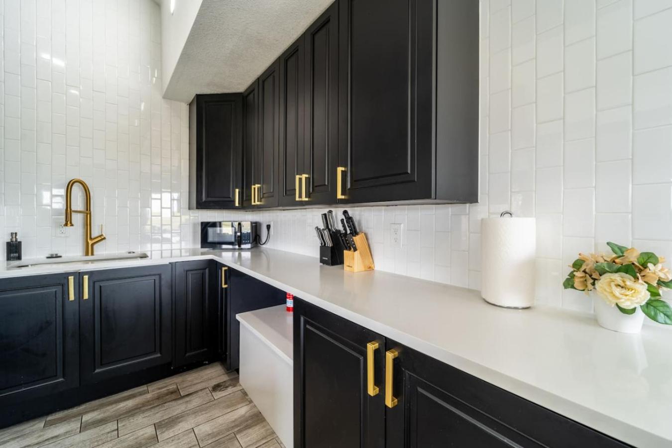 Renovated 4BR Escape Luxe Comfort and Hot Tub