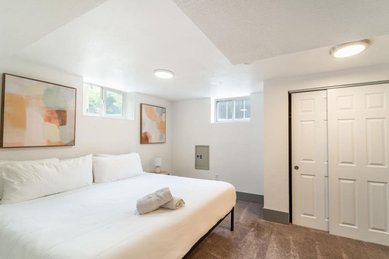 Renovated 4BR Escape Luxe Comfort and Hot Tub