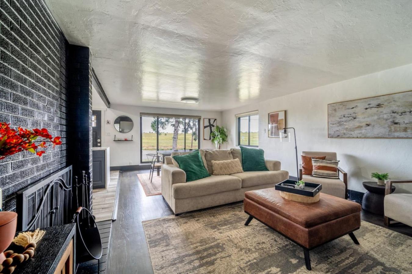 Renovated 4BR Escape Luxe Comfort and Hot Tub