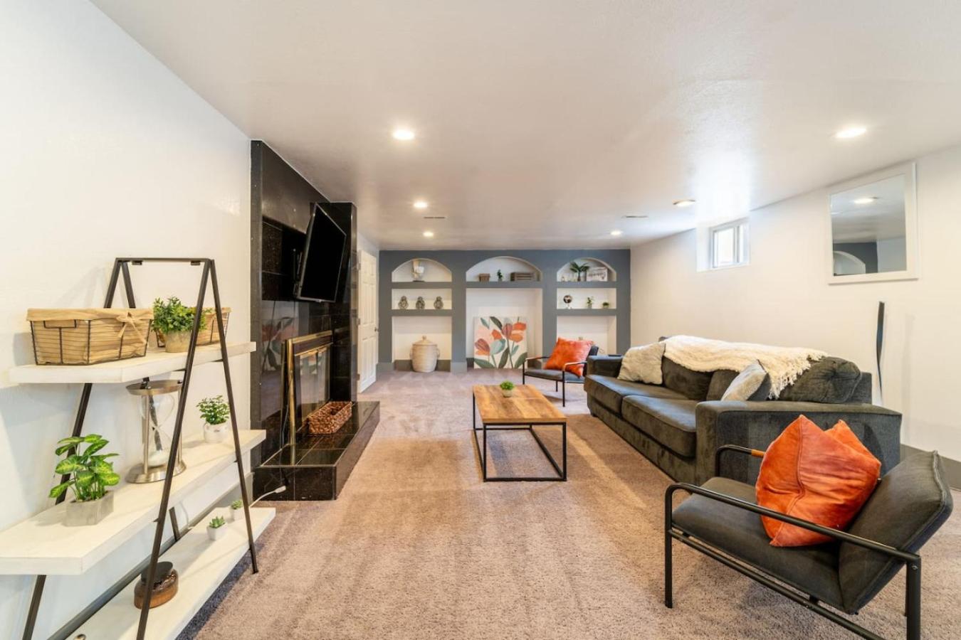 Renovated 4BR Escape Luxe Comfort and Hot Tub