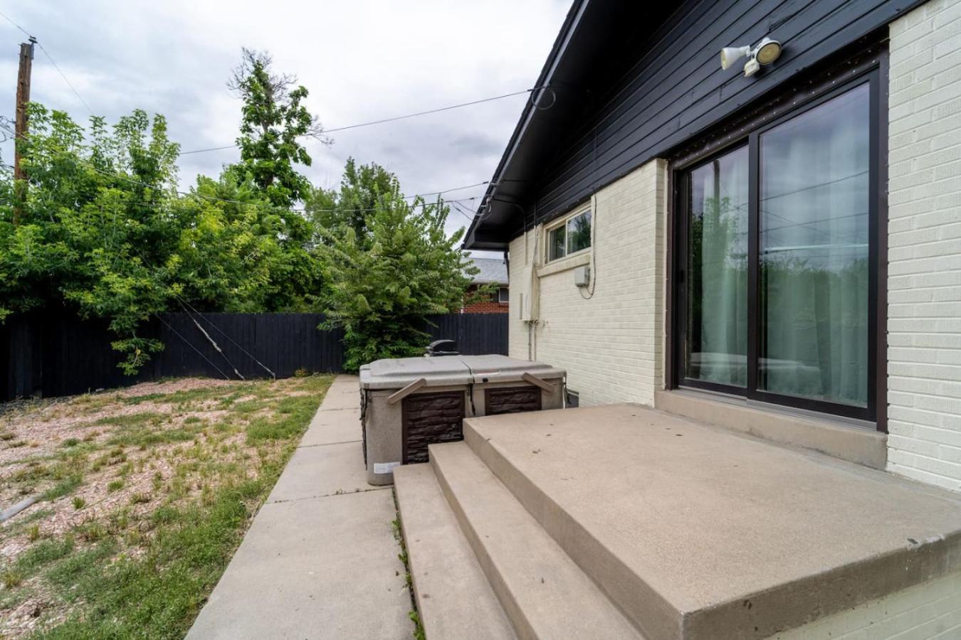 Renovated 4BR Escape Luxe Comfort and Hot Tub