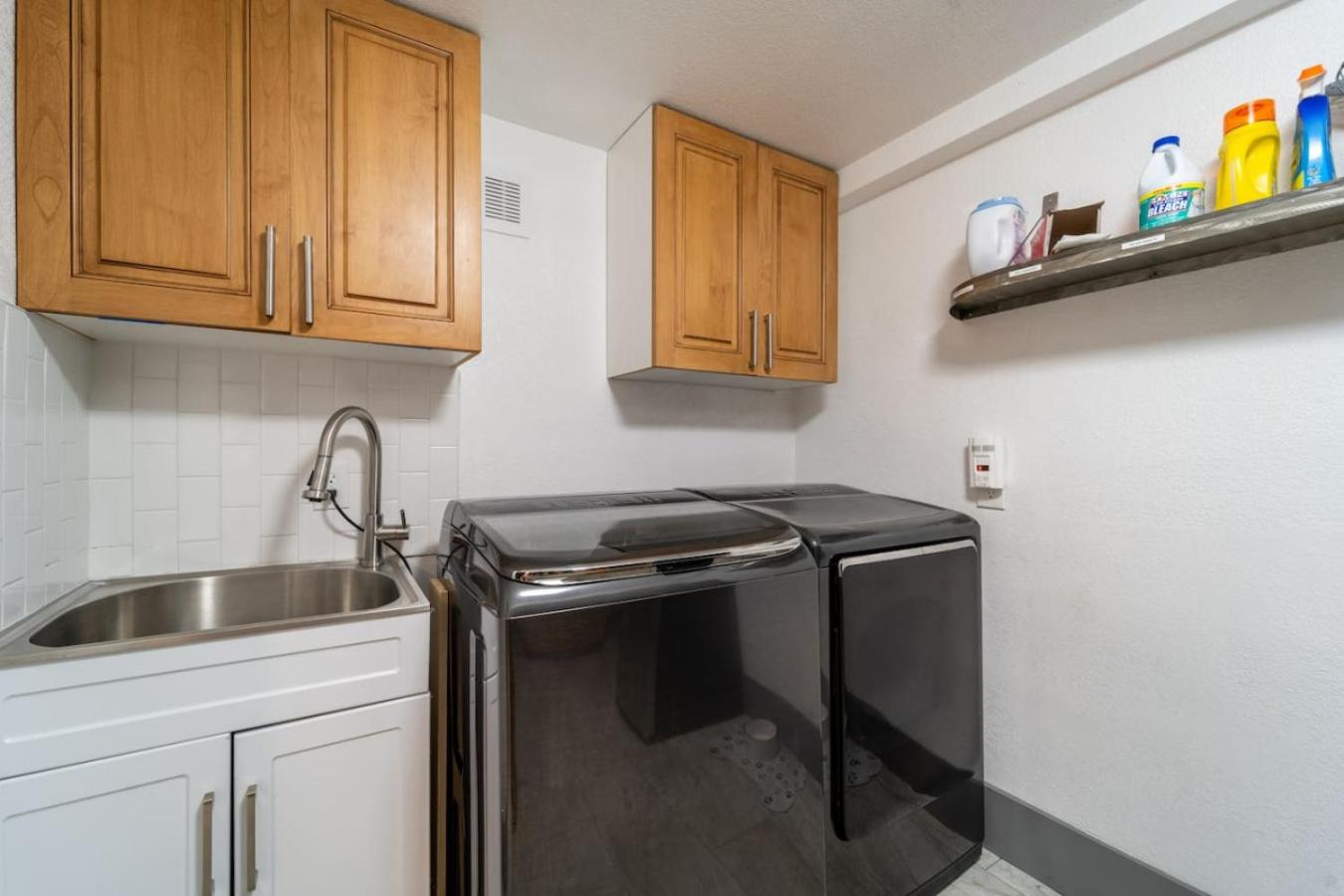 Renovated 4BR Escape Luxe Comfort and Hot Tub