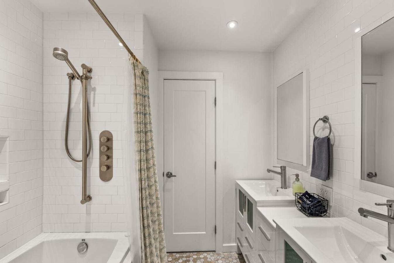 The Arvada Family Nook | Hot Tub & Parkside Charm