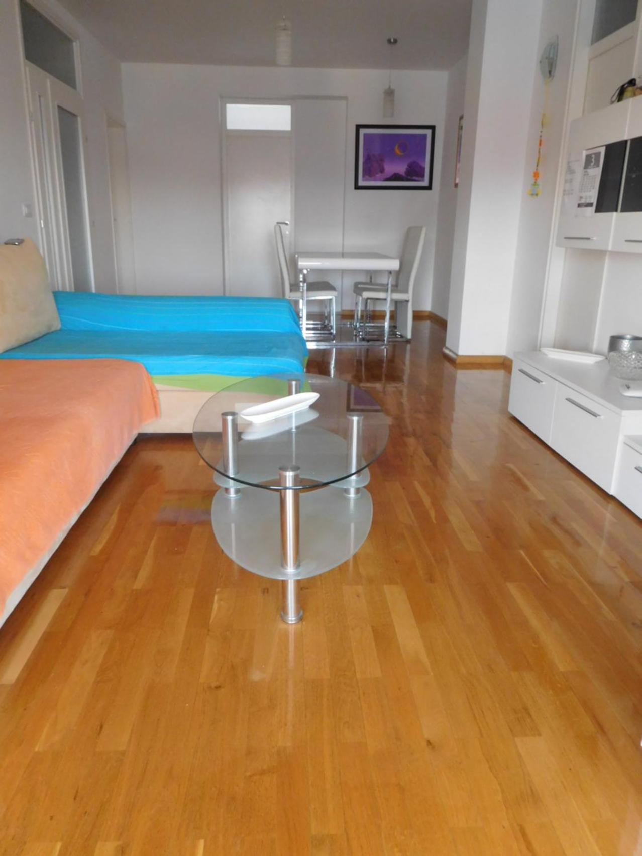 Apartment ANELA with large common tarrace and beautiful sea view