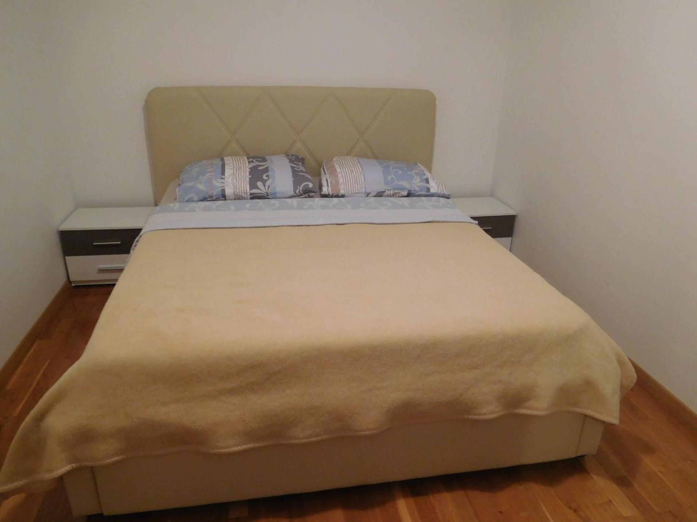 Apartment ANELA with large common tarrace and beautiful sea view