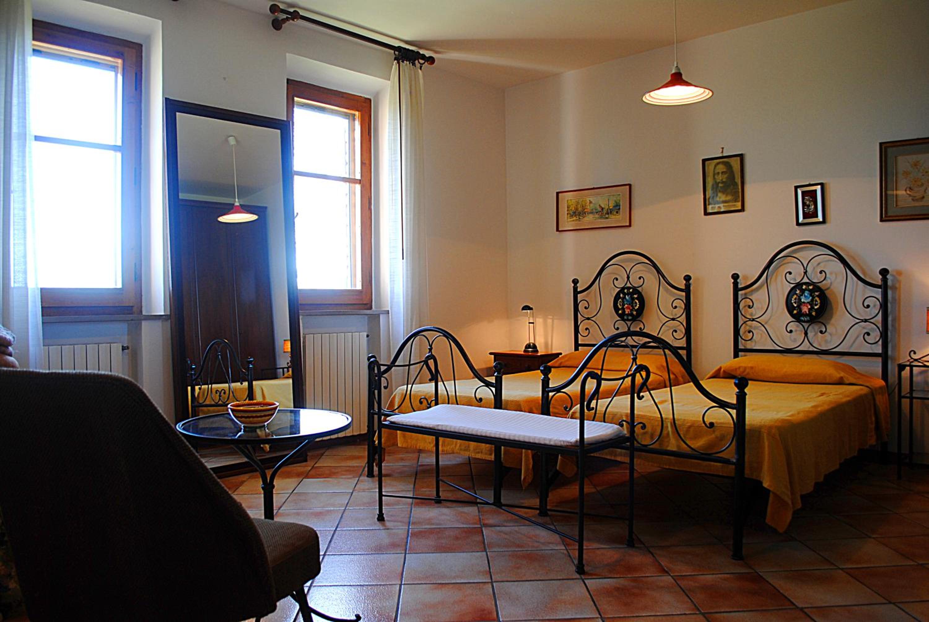 Photo 42