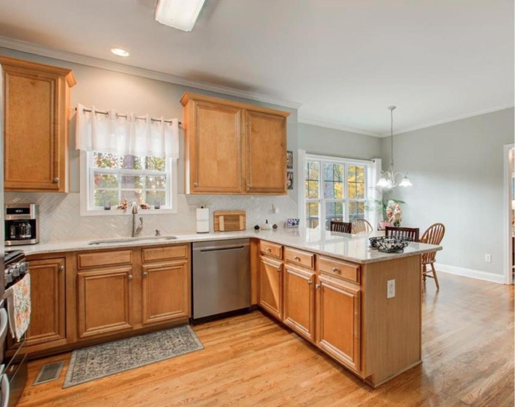 1 Spacious 4BR Getaway near Atlanta