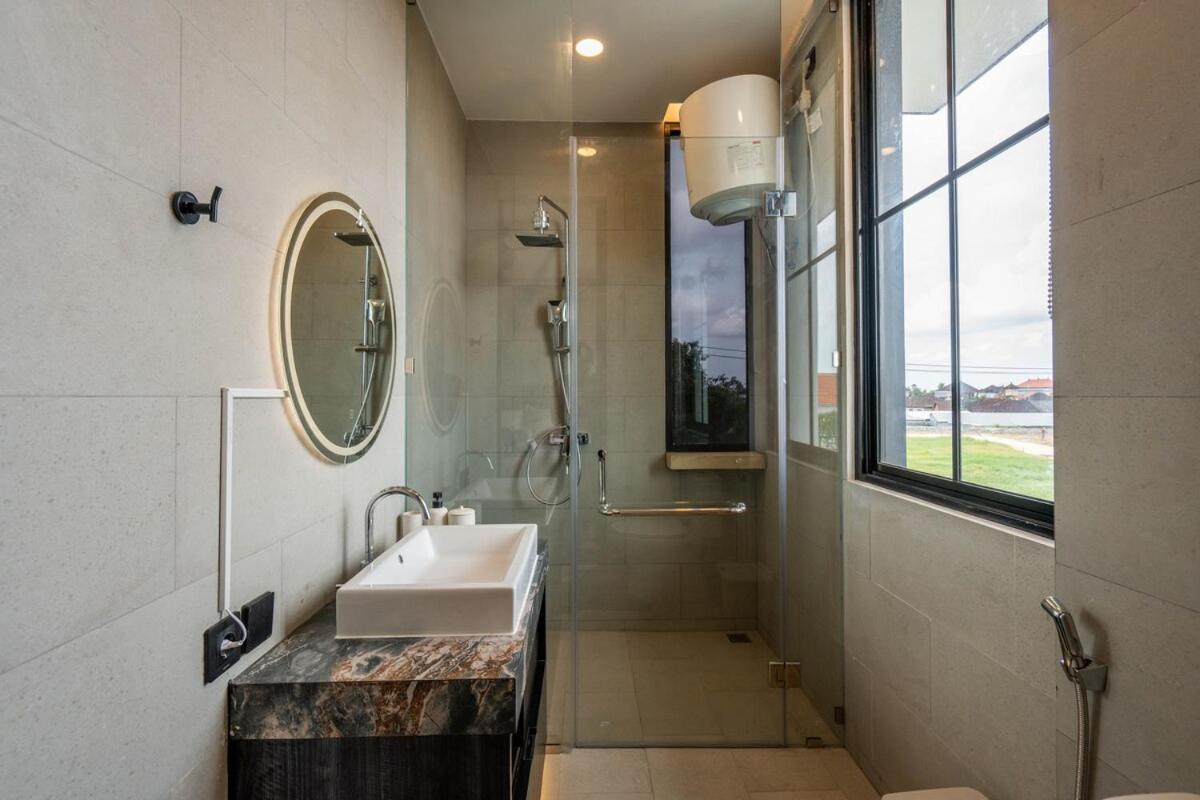 NEW! Villa Cappu - 3BR Villa in Seseh