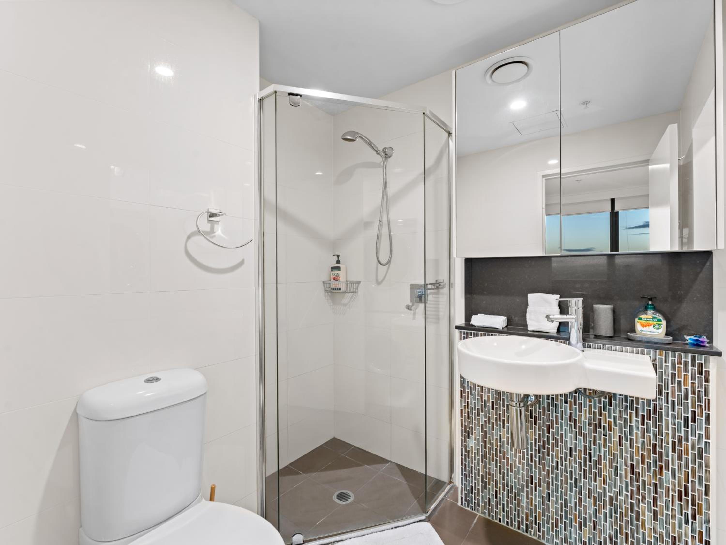 Cosy 1-Bed 41st Floor City Views