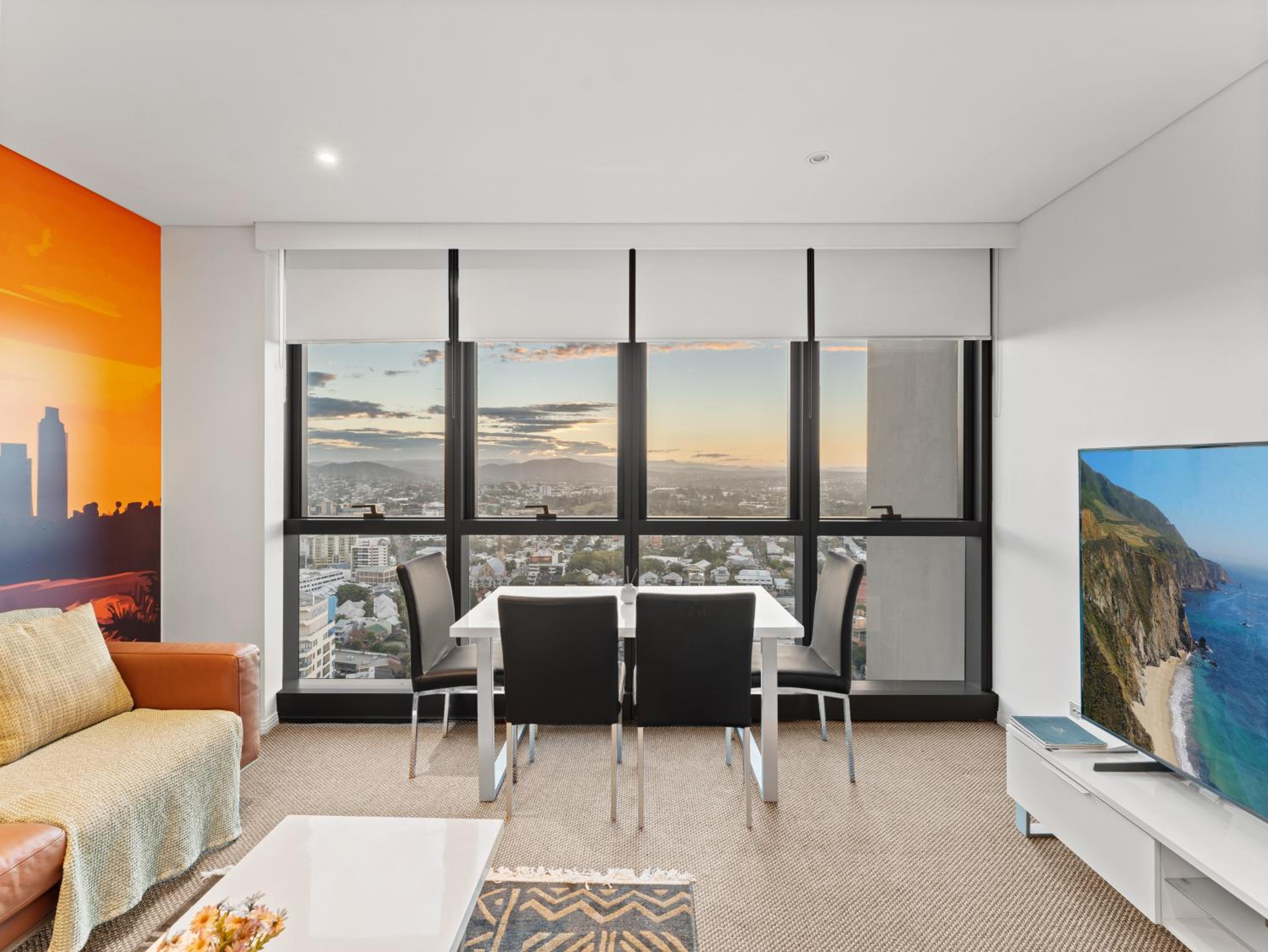 Cosy 1-Bed 41st Floor City Views