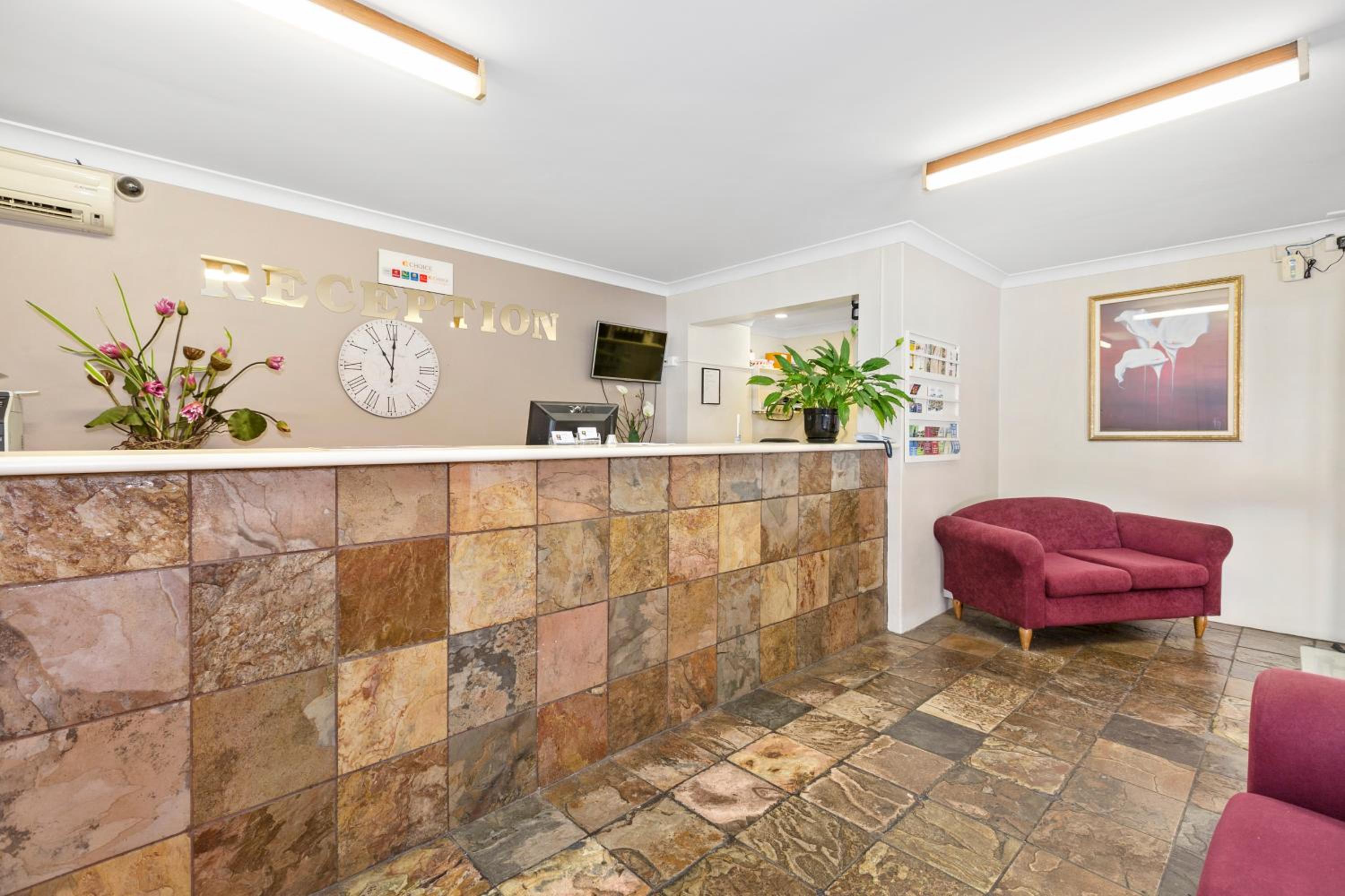 Comfort Inn Centrepoint Motel