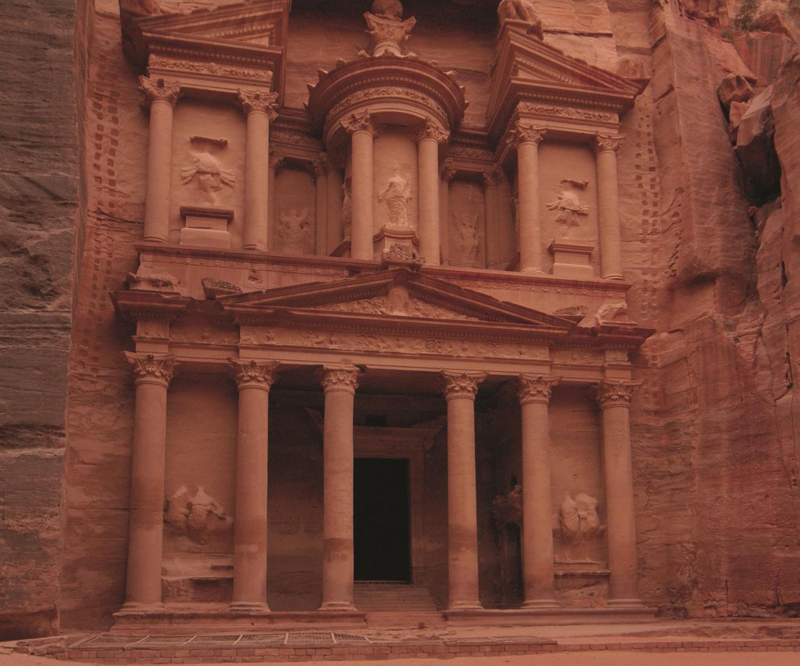 Mövenpick Resort Petra — photo 120