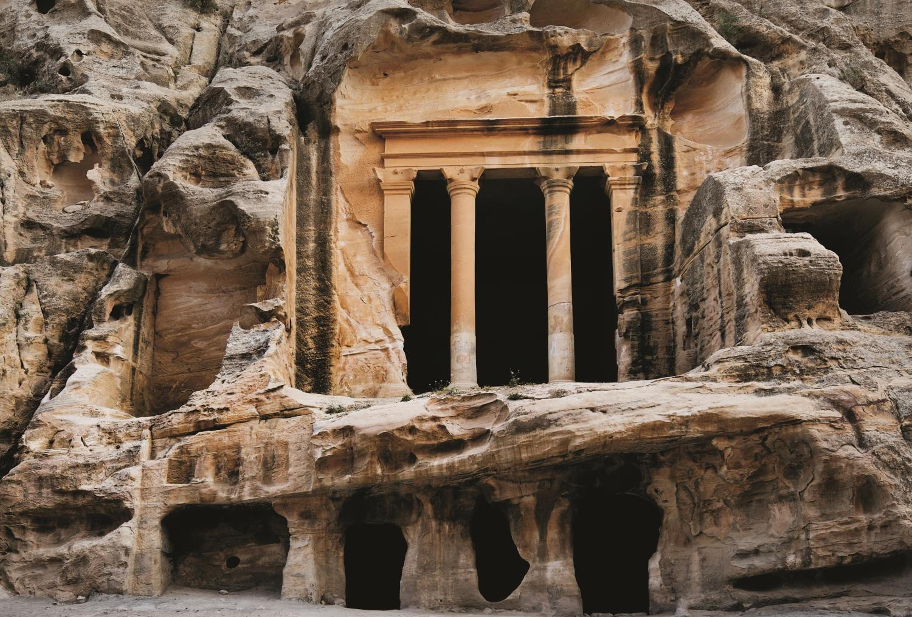 Mövenpick Resort Petra — photo 45