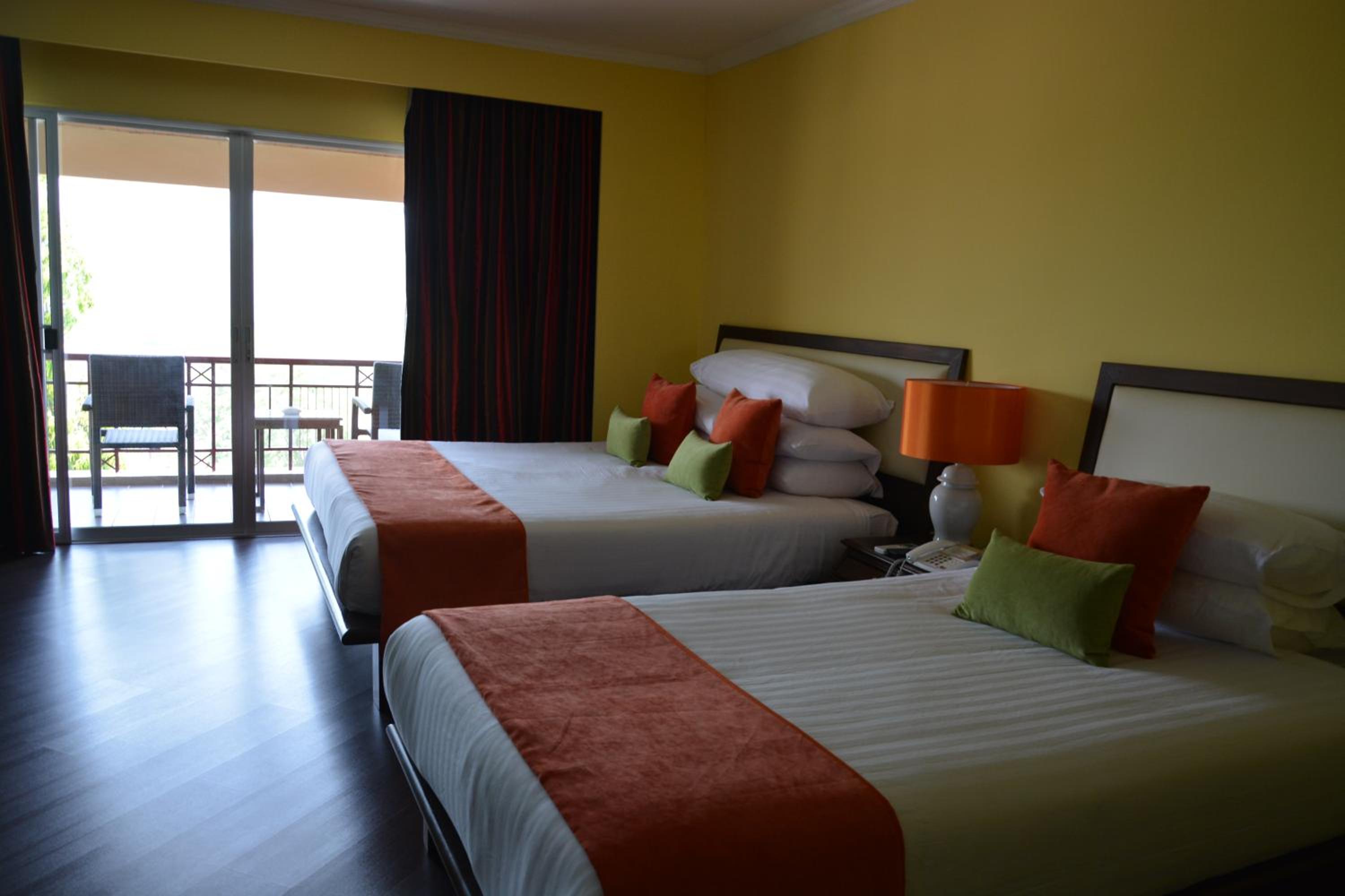 Sir James Resort