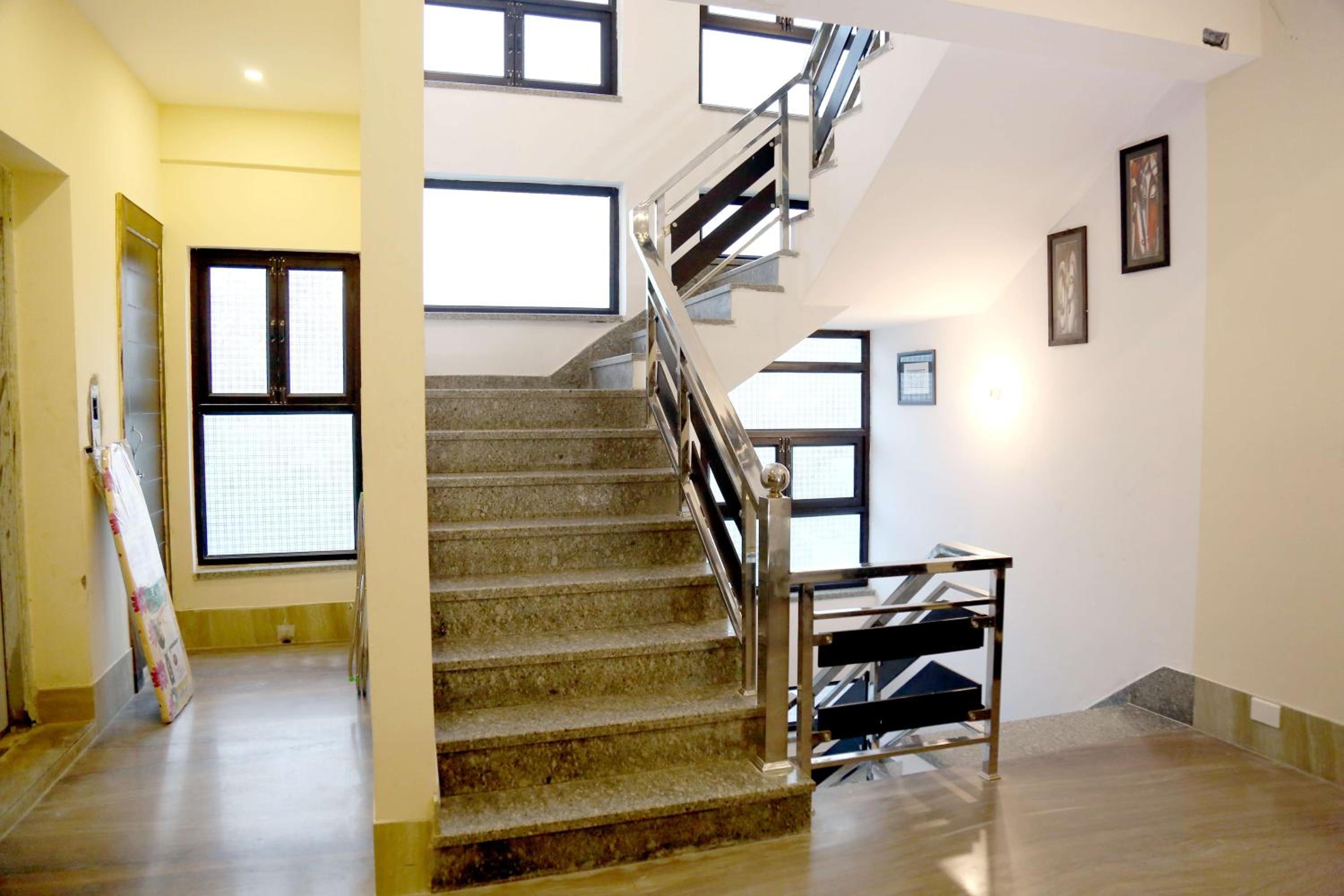 Pearl of Taj Home Stay