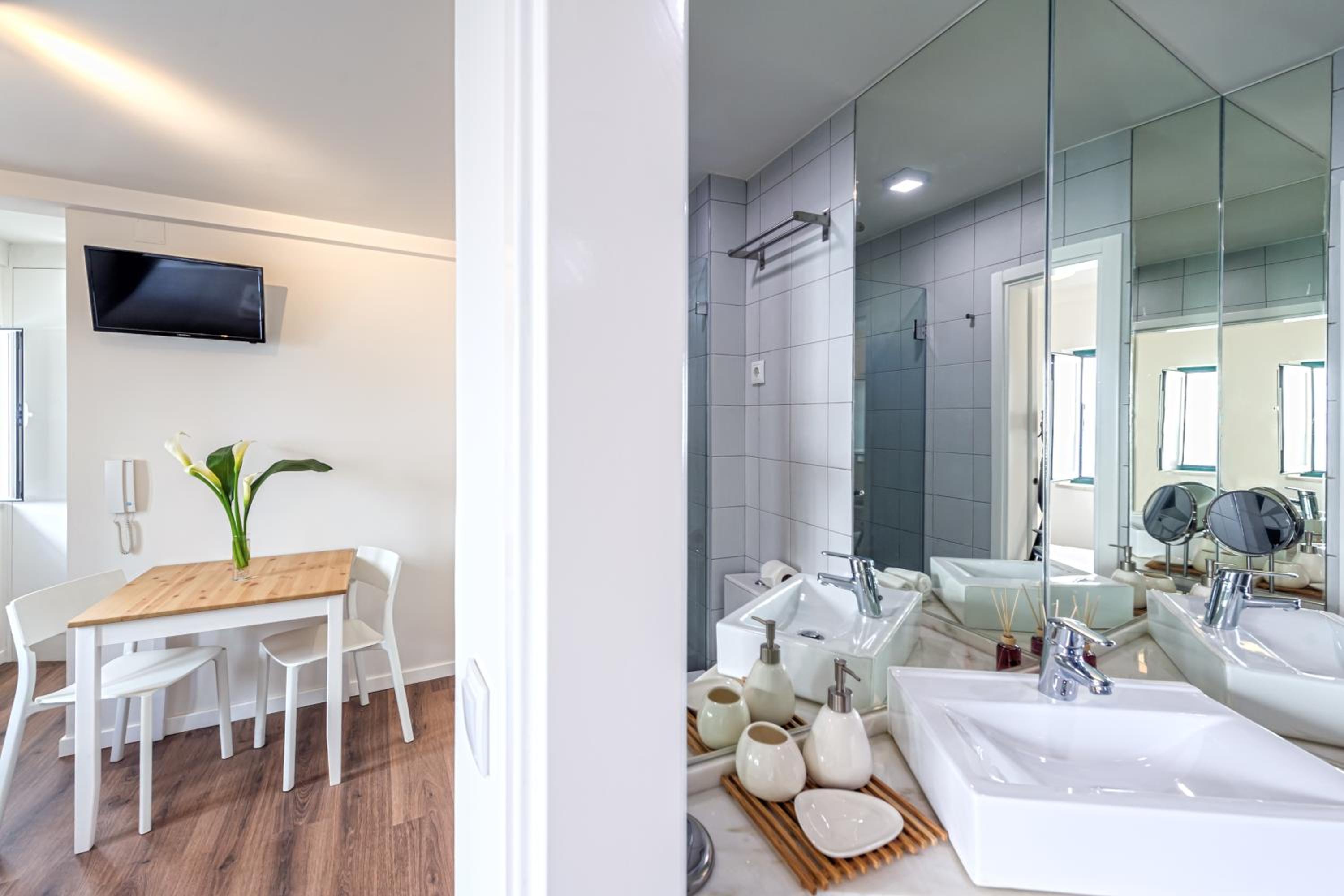 GuestReady - Lovely times in Lisbon view 5