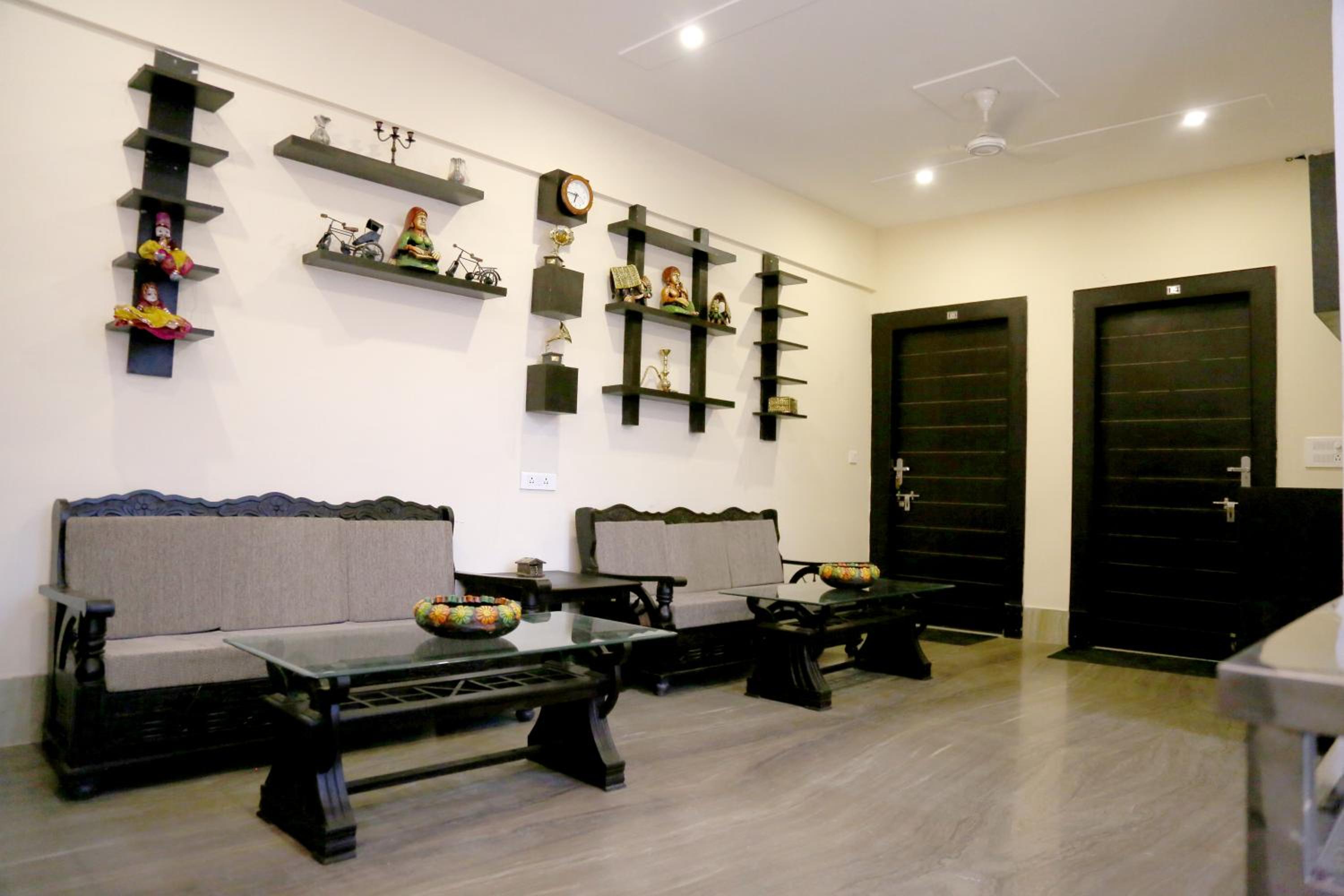 Pearl of Taj Home Stay