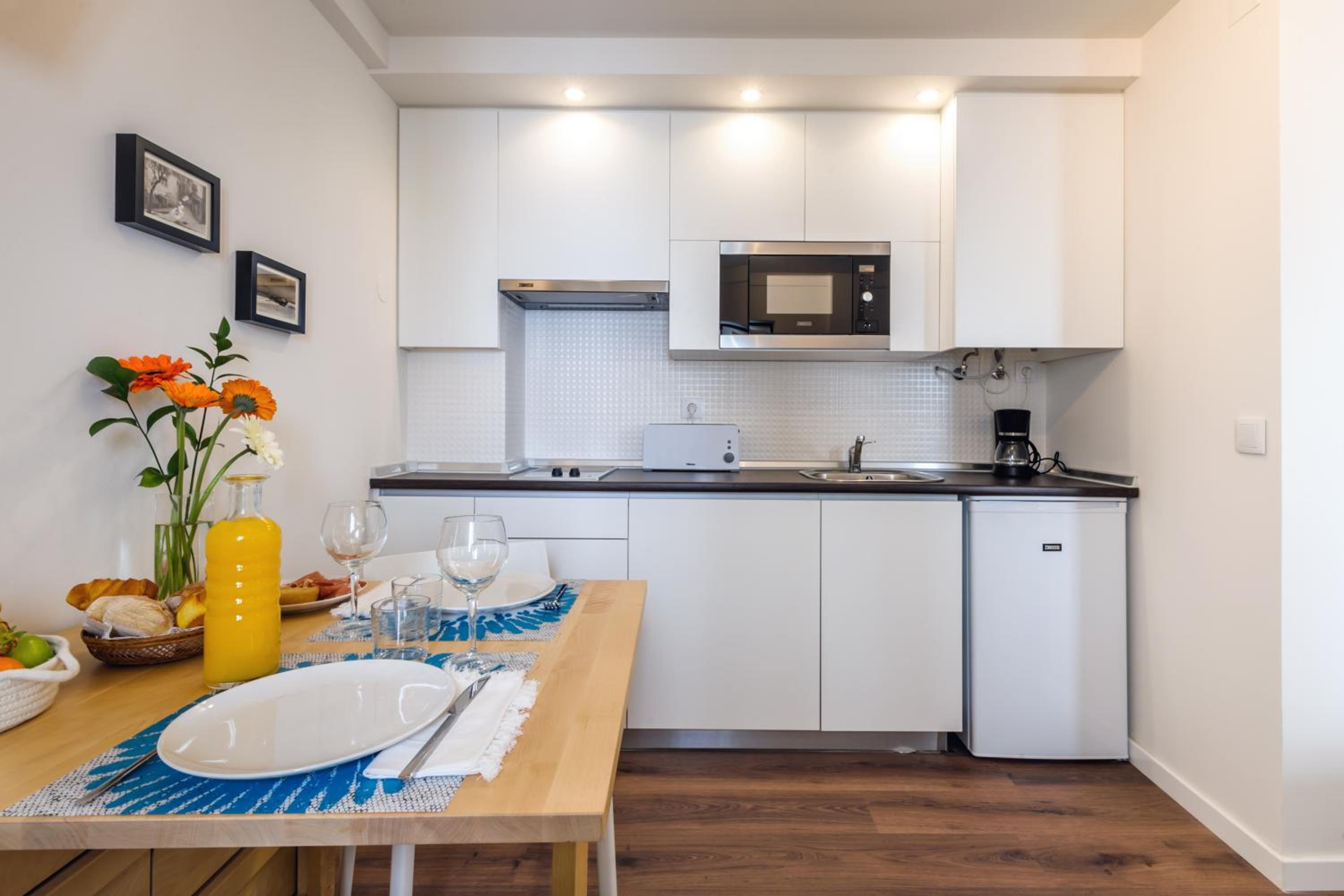 GuestReady - Historic Lisbon on your doorstep view 2