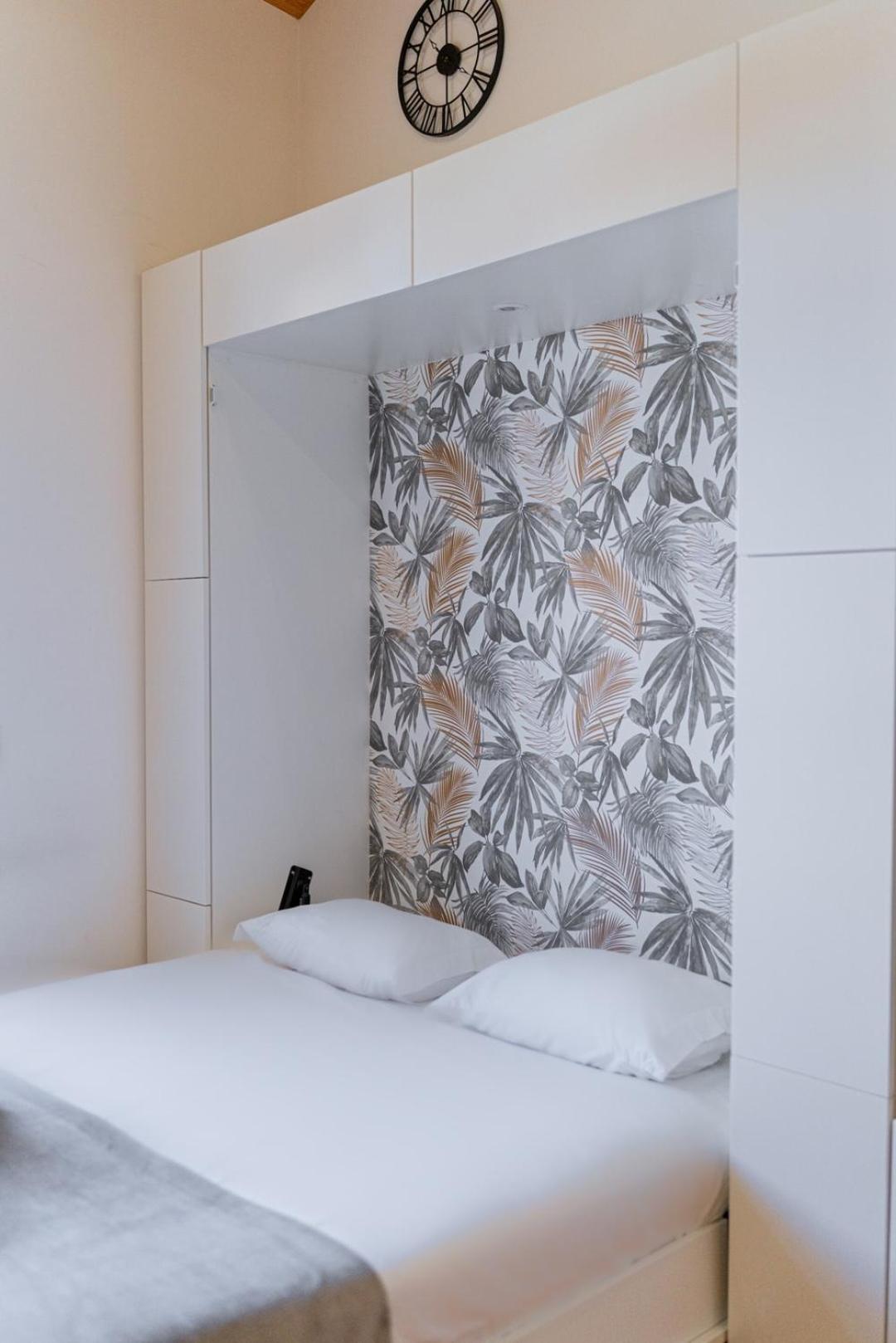 Cozy Stay w/ AC and View
