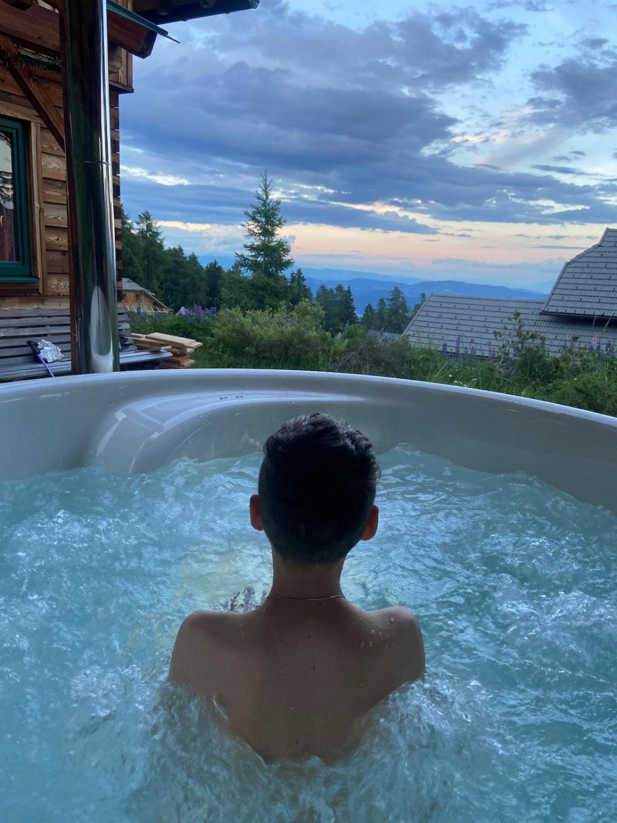 Chalet mit Sauna und Hot Tub