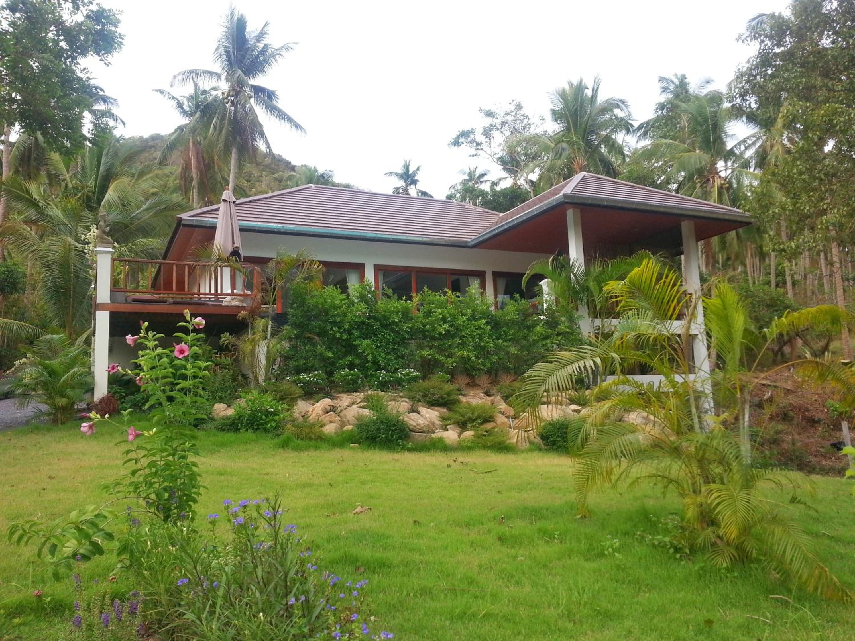 Tropical Season Villa Resort