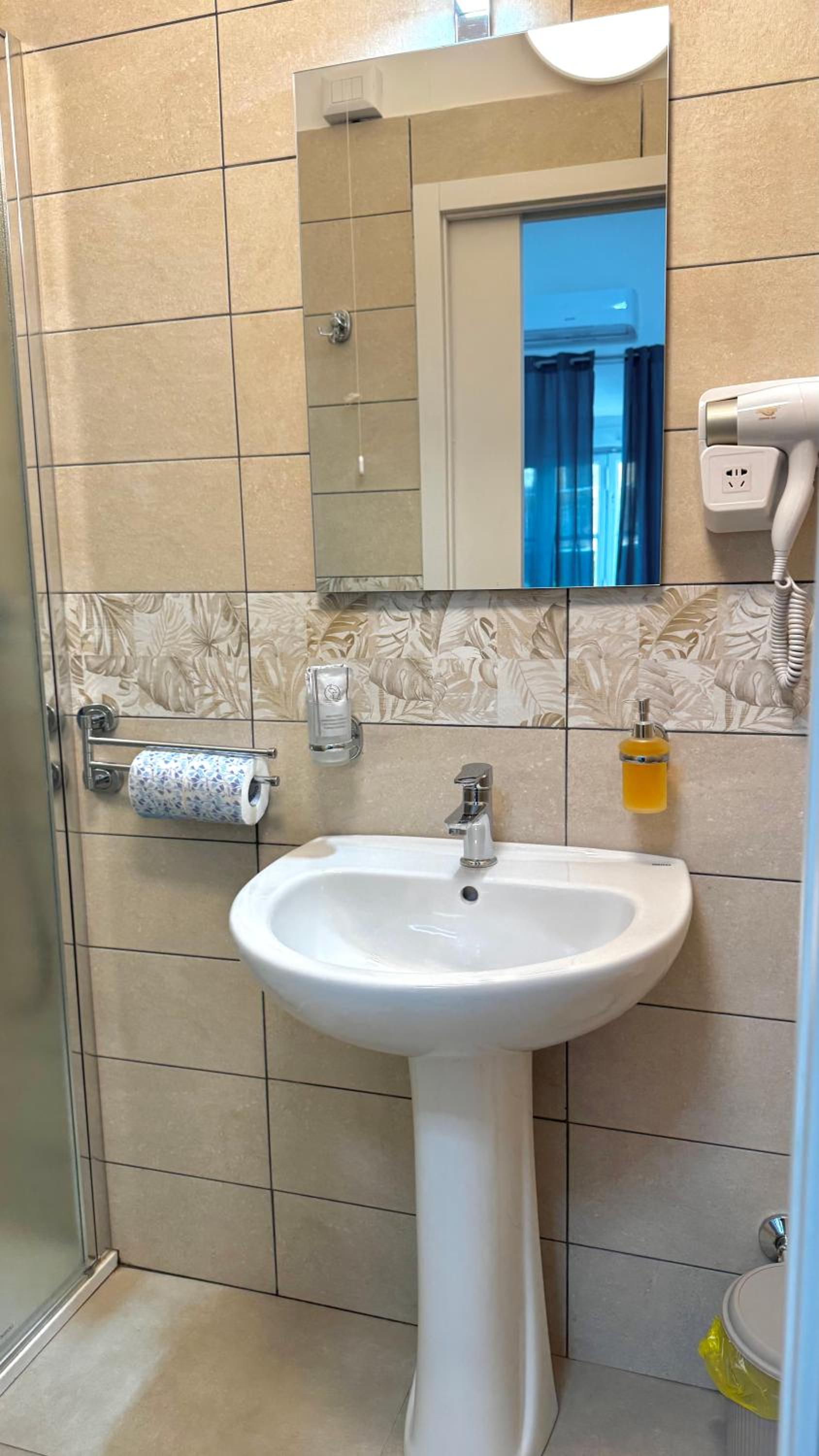 House Corso Umberto Rooms & Comfort by Loveinthetravel