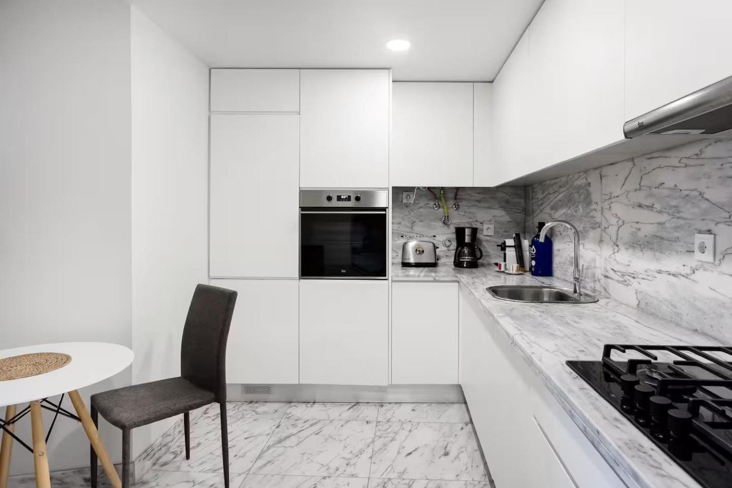 Alfama Premium By Hosty