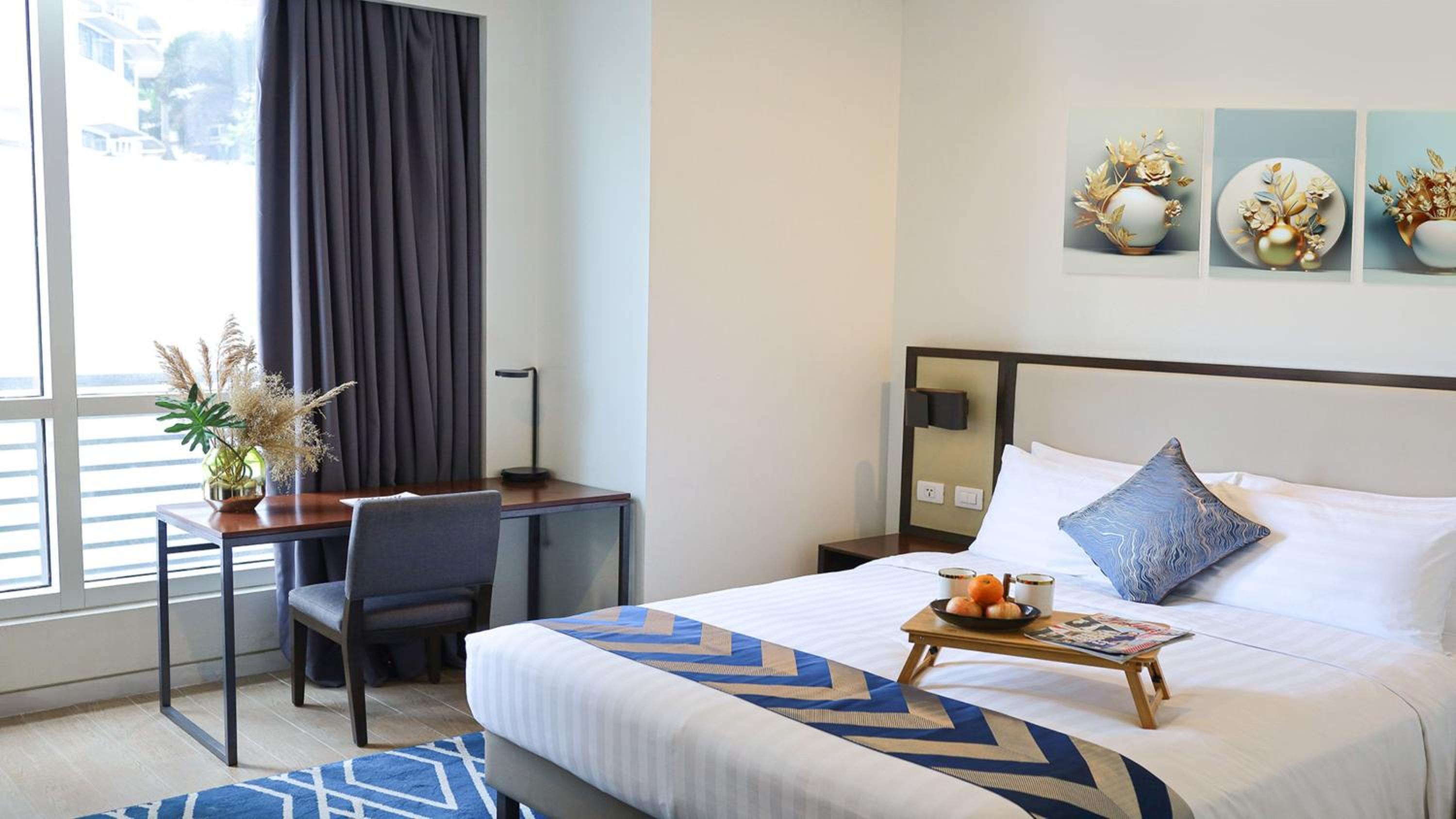 Private Rooms in Historic Manila Chinatown
