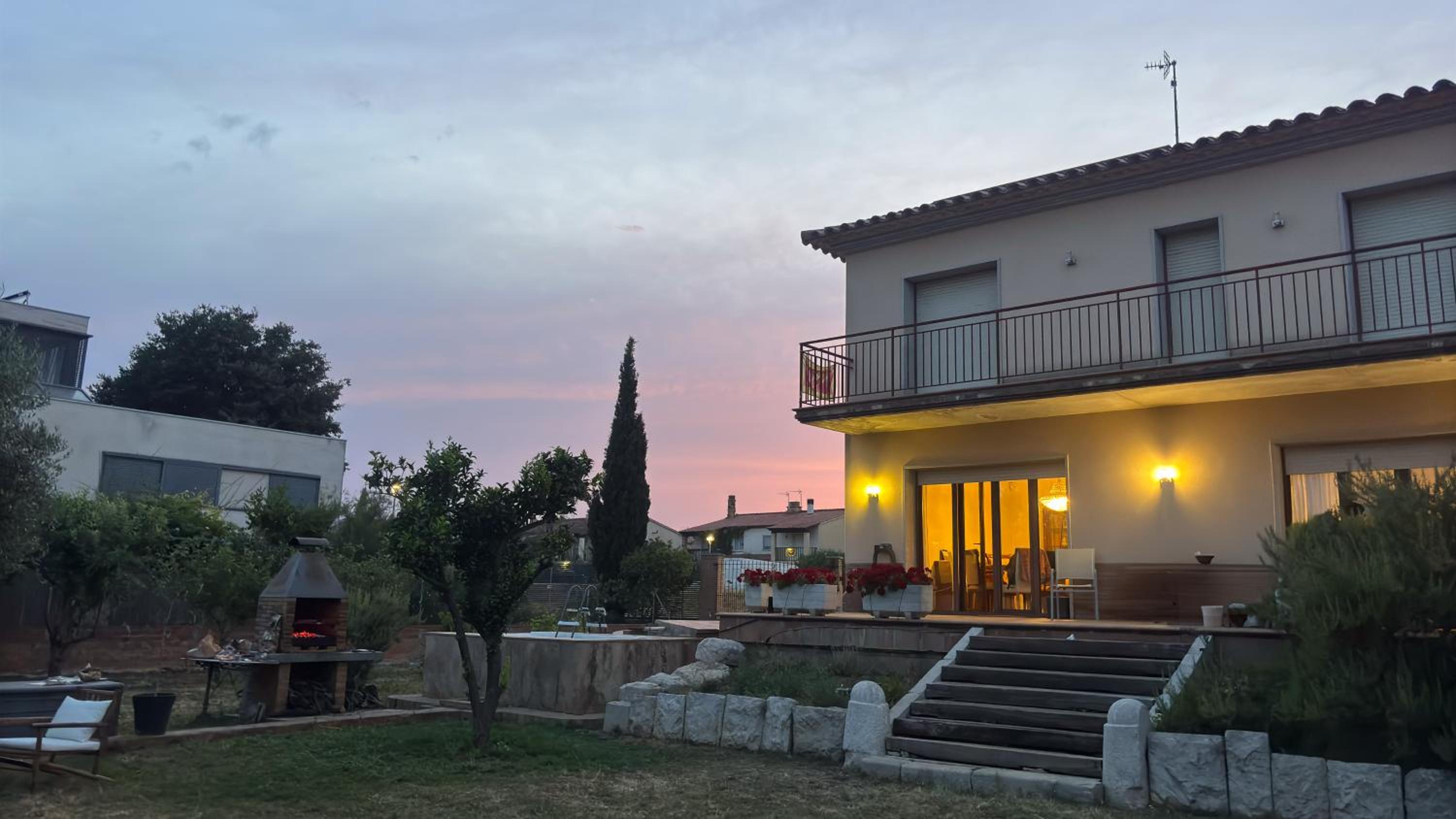 L'Ametller, casa Empordà, jardí, barbacoa, vistes