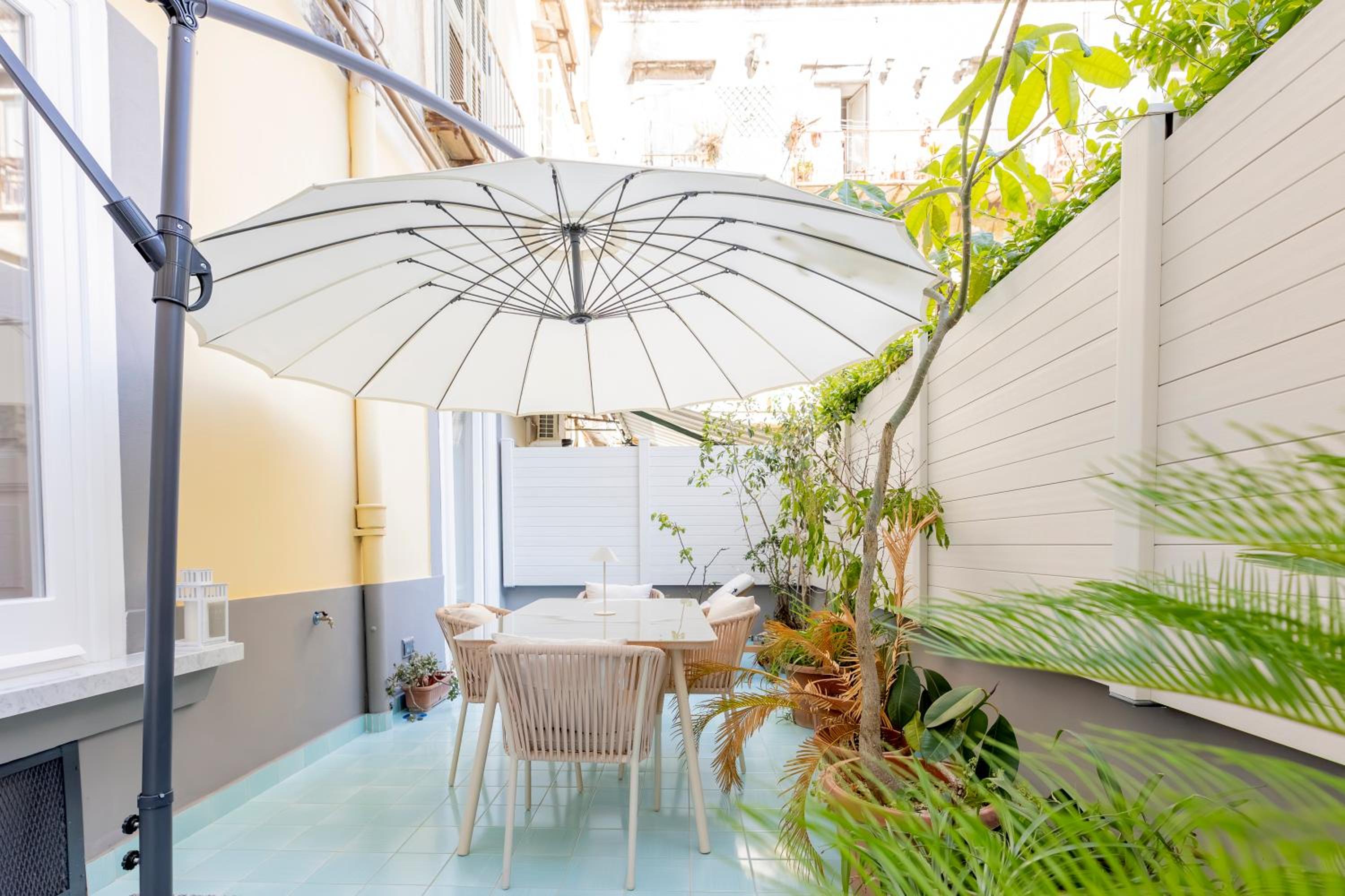 Assoli House