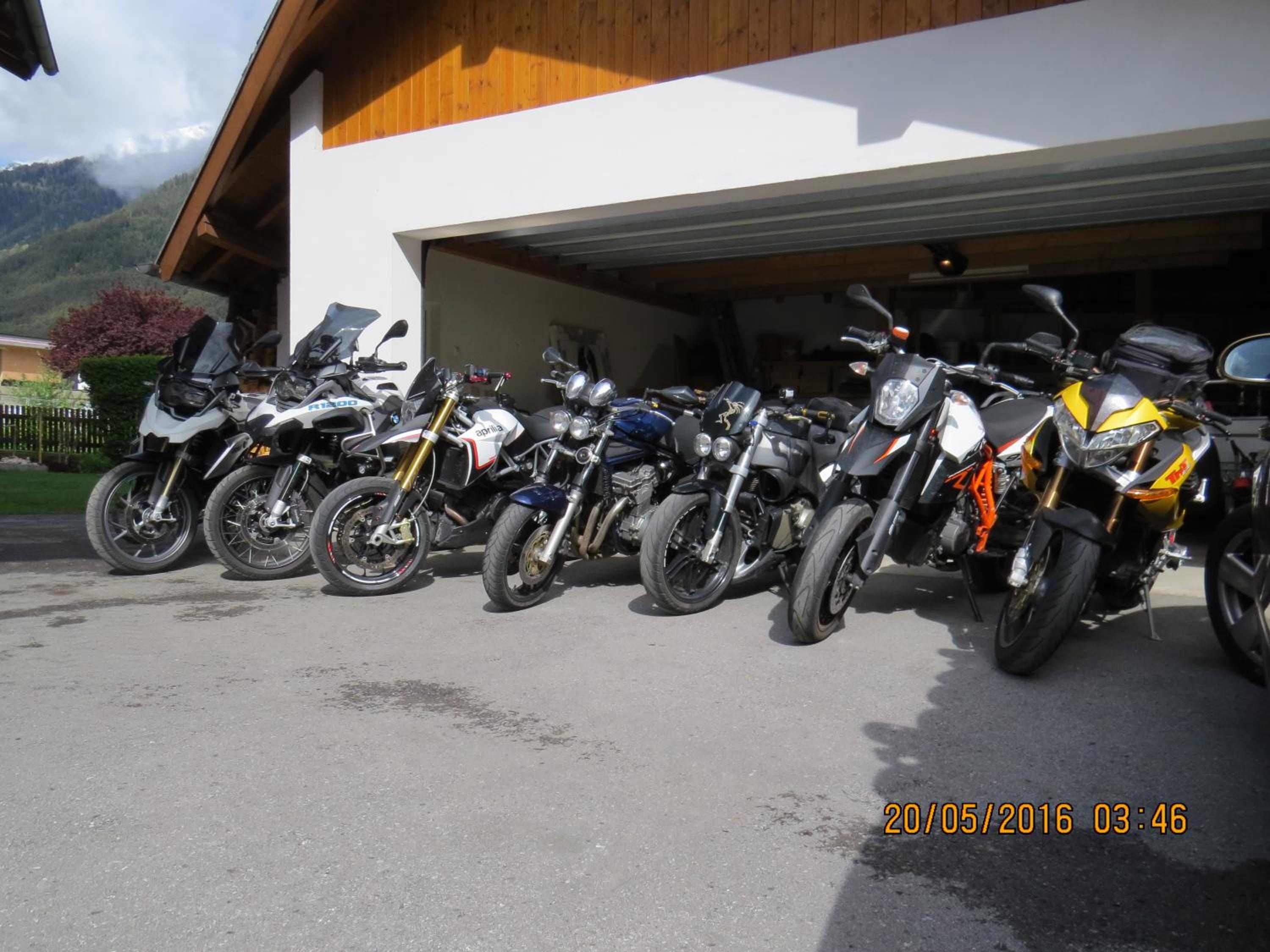 Photo 11