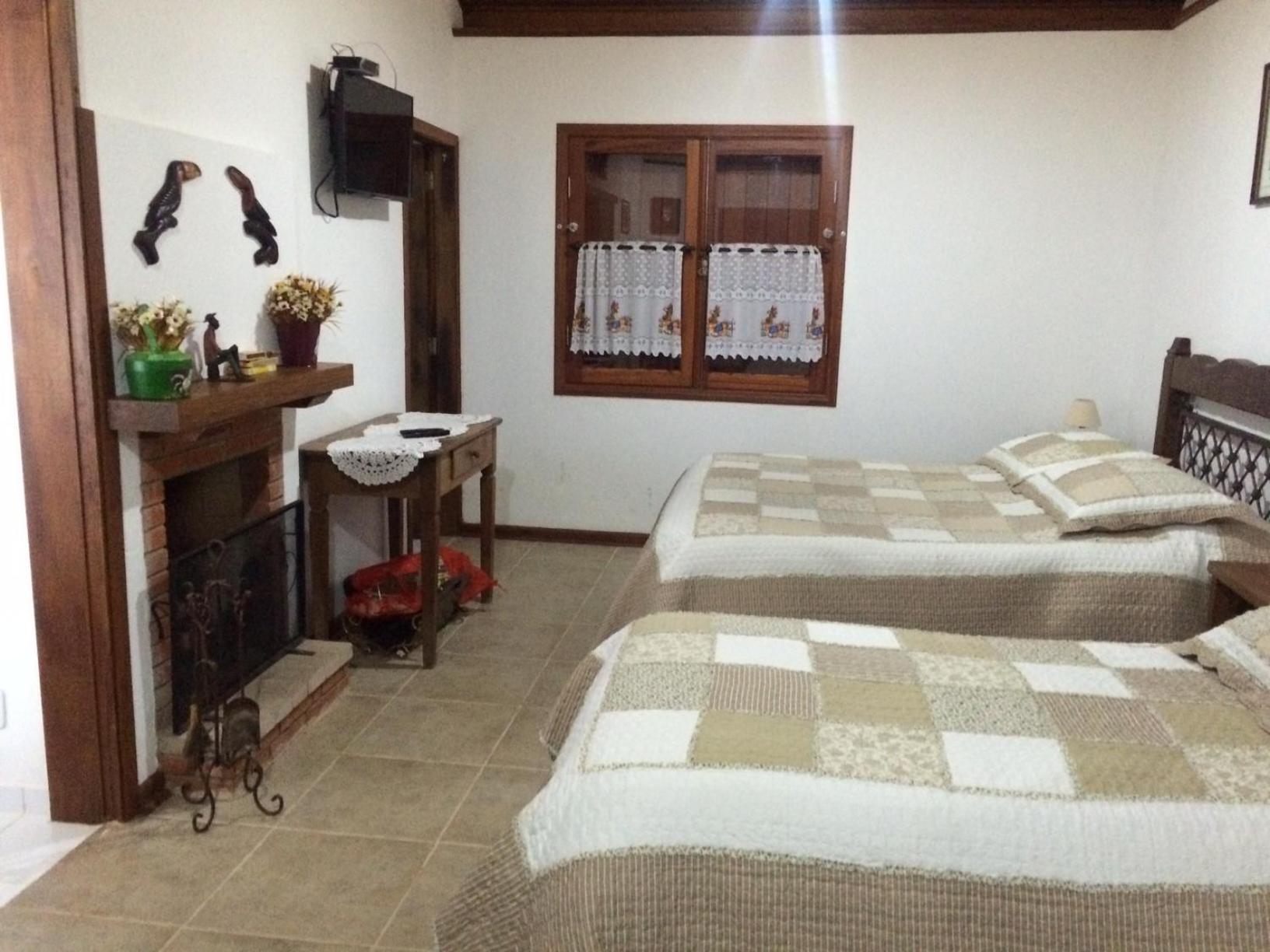 Luar da Montanha chalés view 3