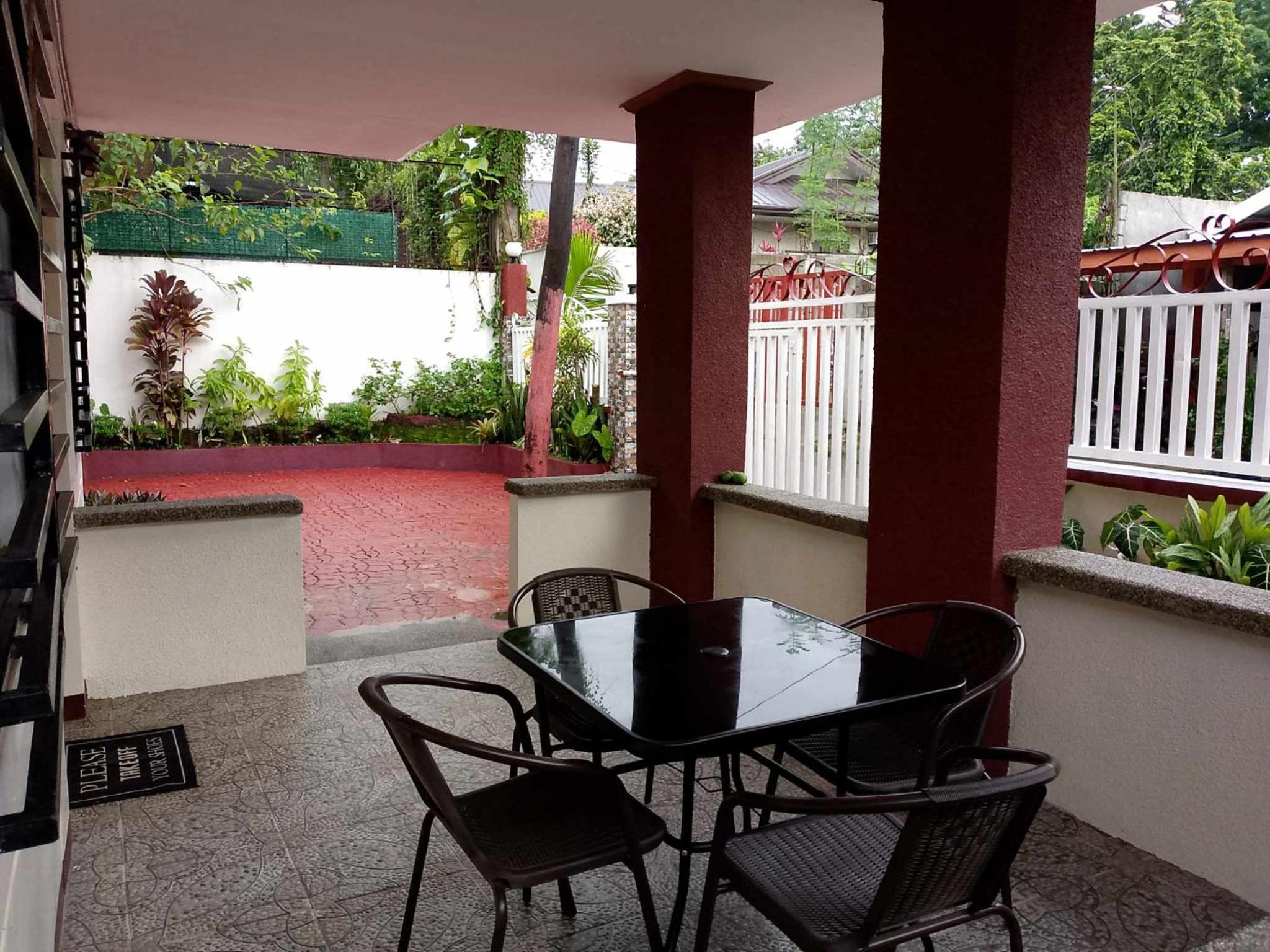 CasaCavite - Your Chill Hideaway and Mini-Resort Just Minutes from all the Tagaytay-Silang-Nuvali Action!