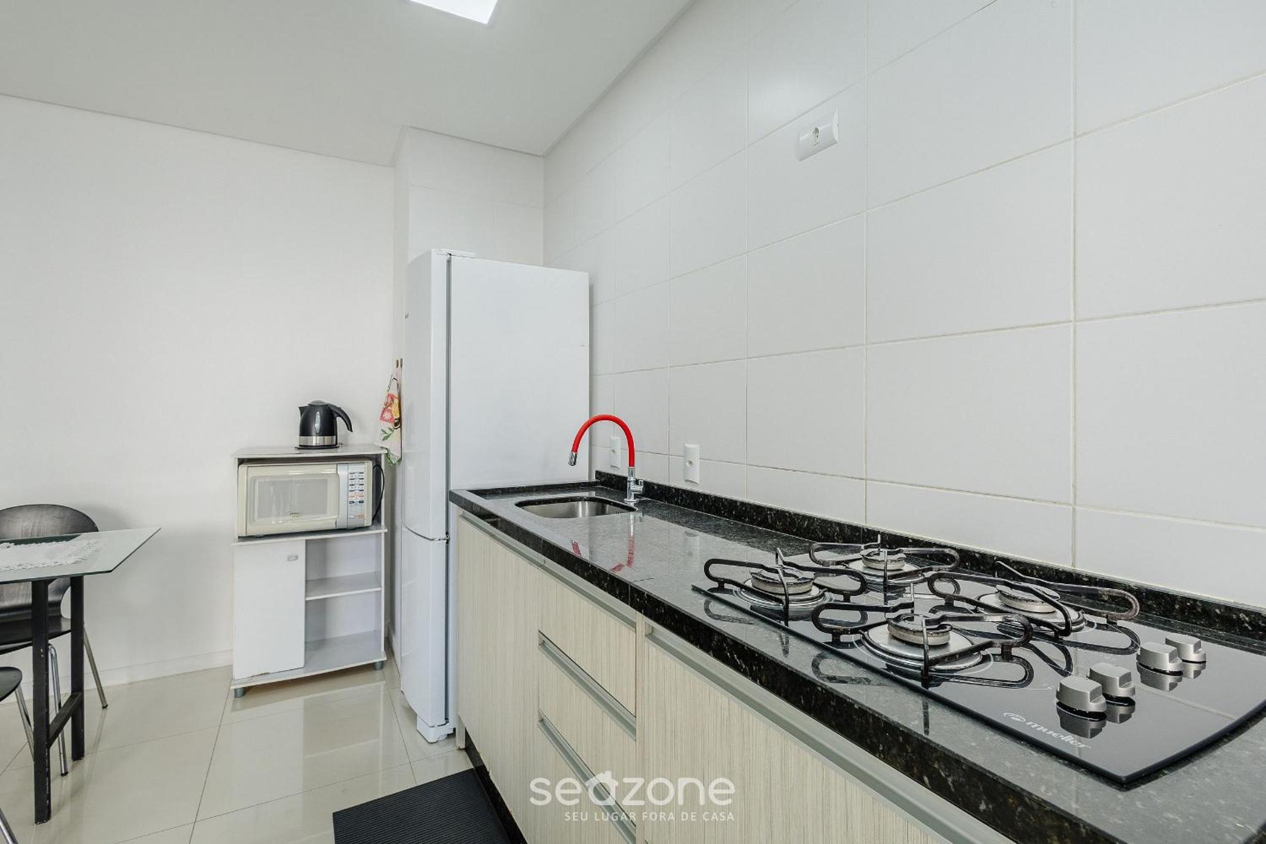Apart with barbecue 600m from the beach GEN0102