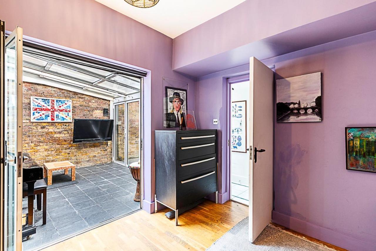 Stylish Mews Home in Kensington