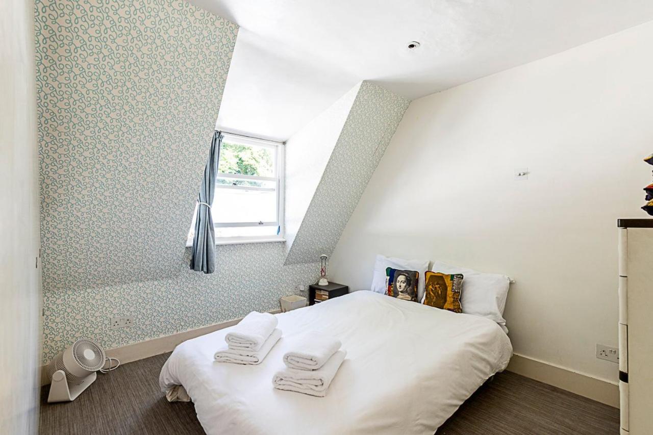 Stylish Mews Home in Kensington