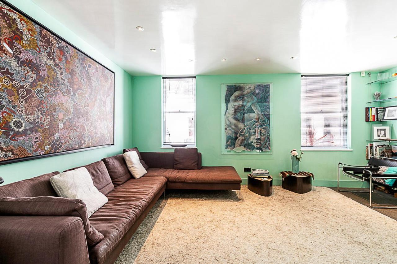 Stylish Mews Home in Kensington