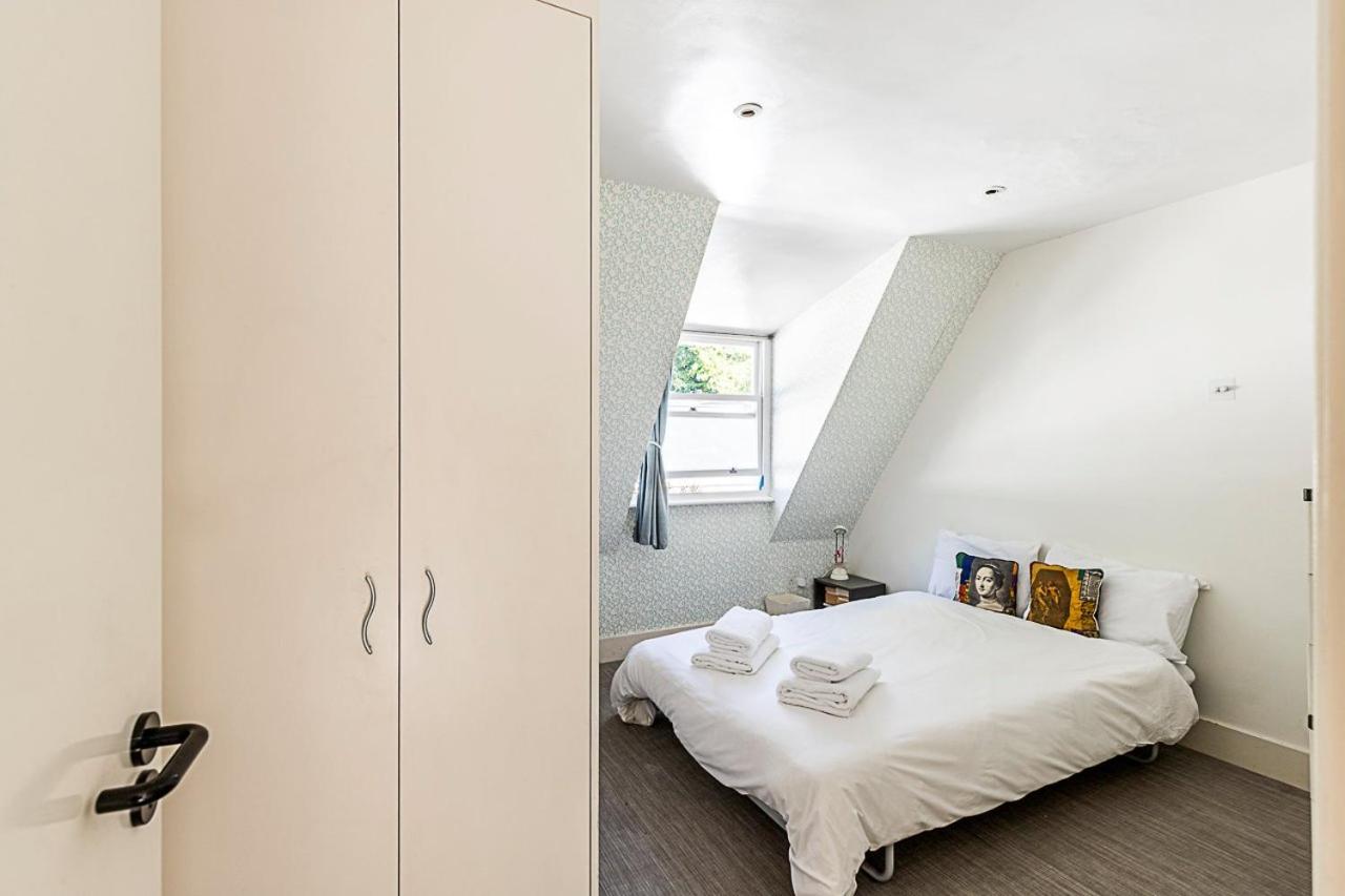 Stylish Mews Home in Kensington