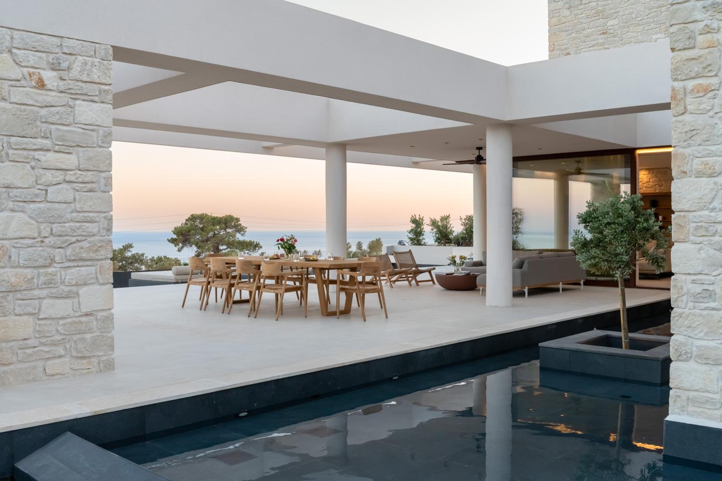 Seanatra Luxury Villas