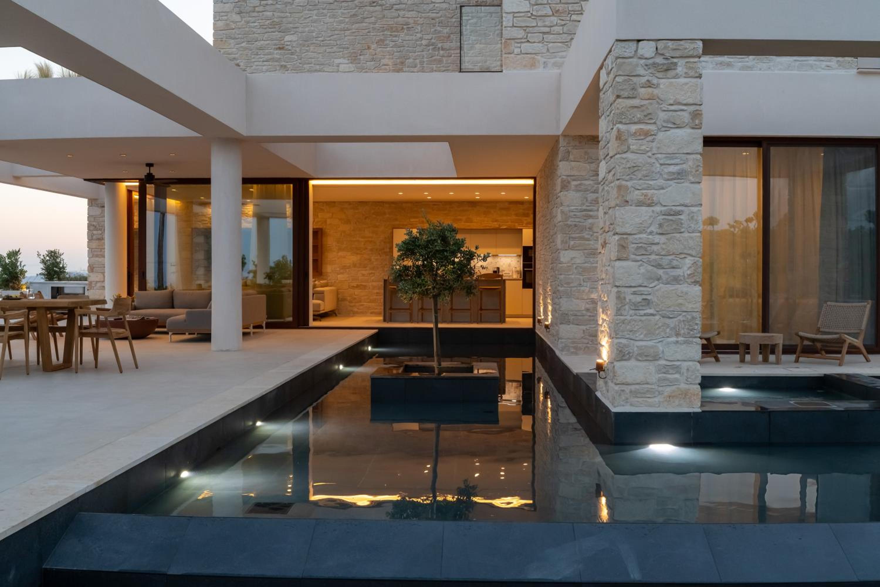 Seanatra Luxury Villas