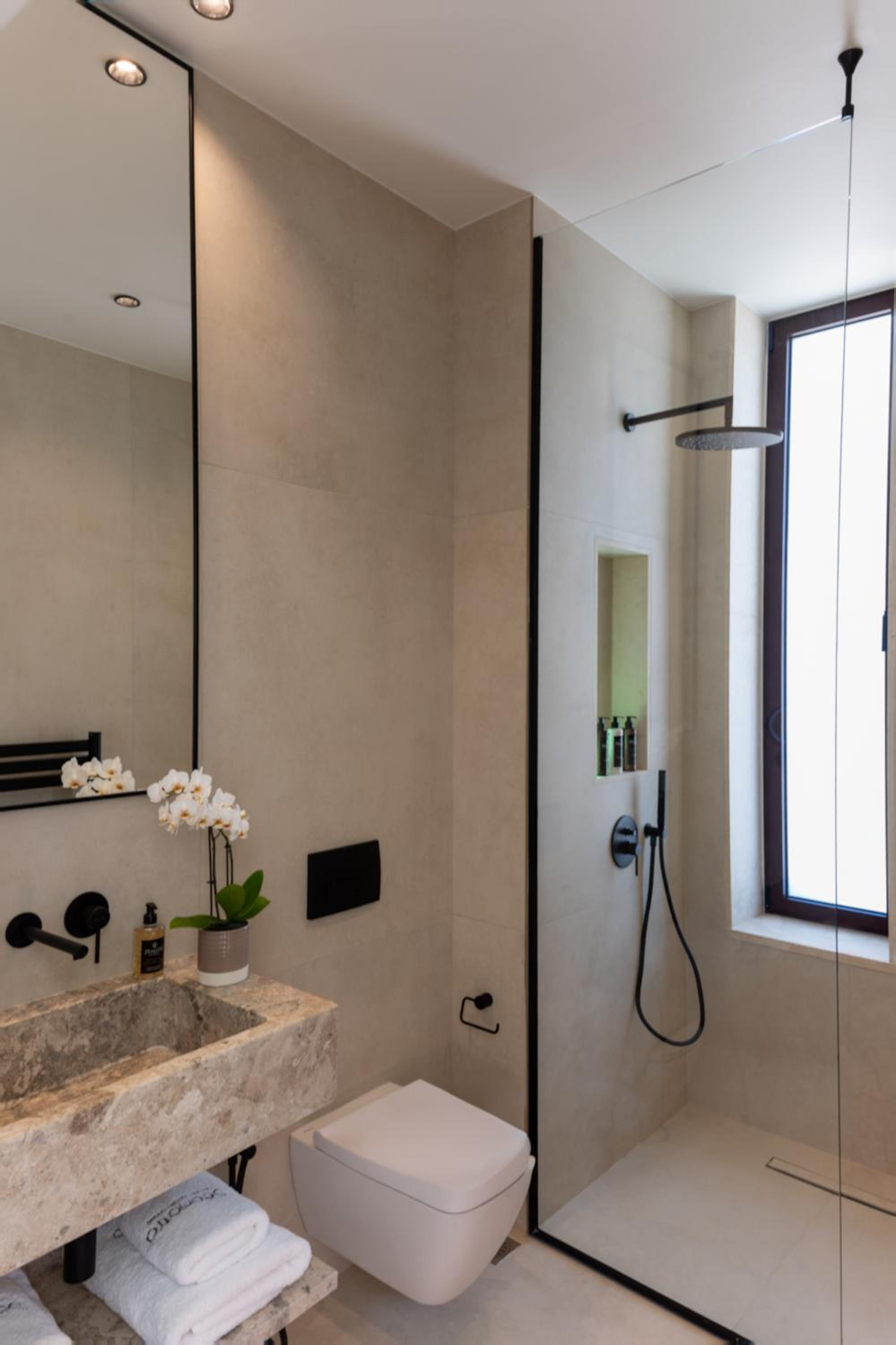 Seanatra Luxury Villas
