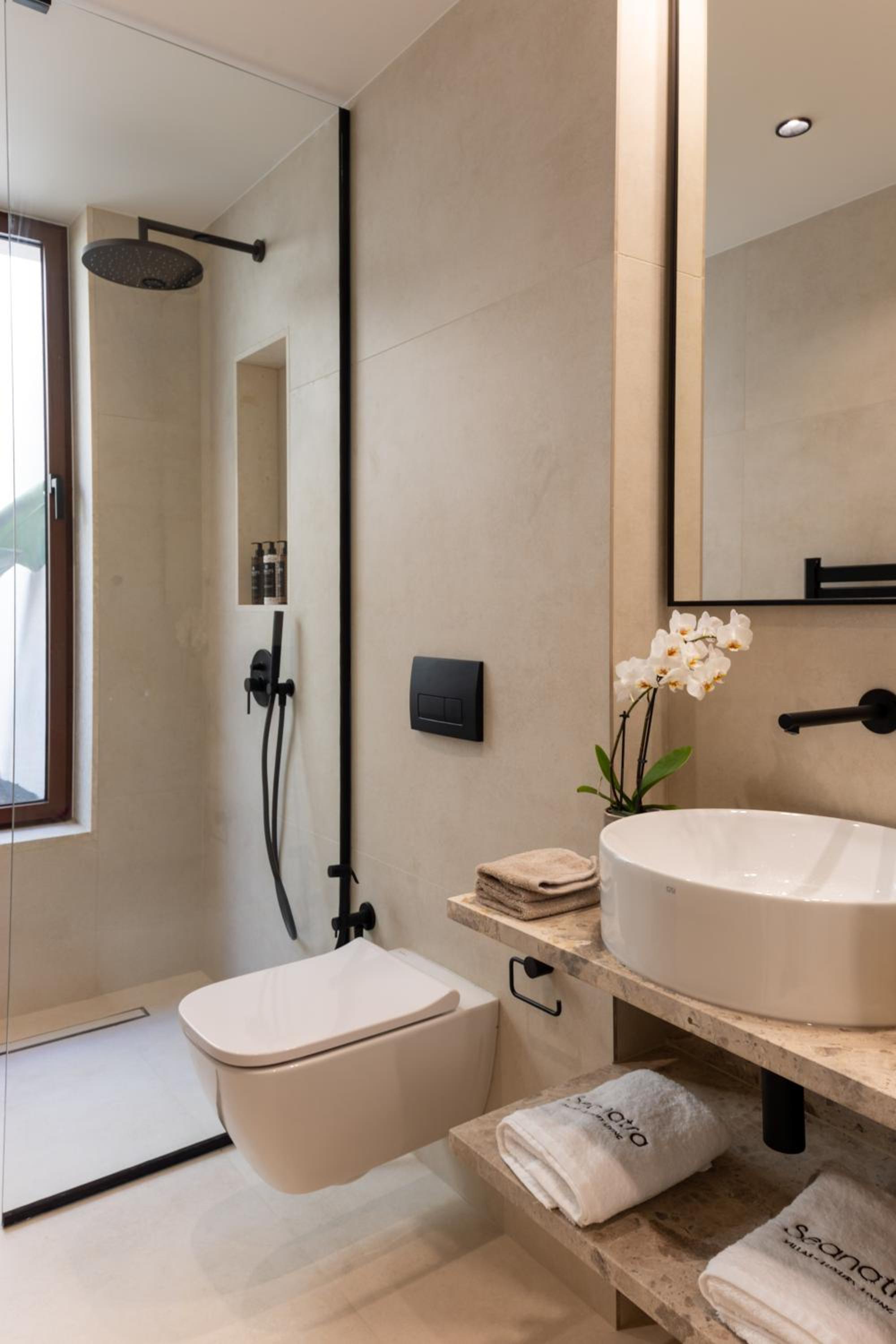 Seanatra Luxury Villas
