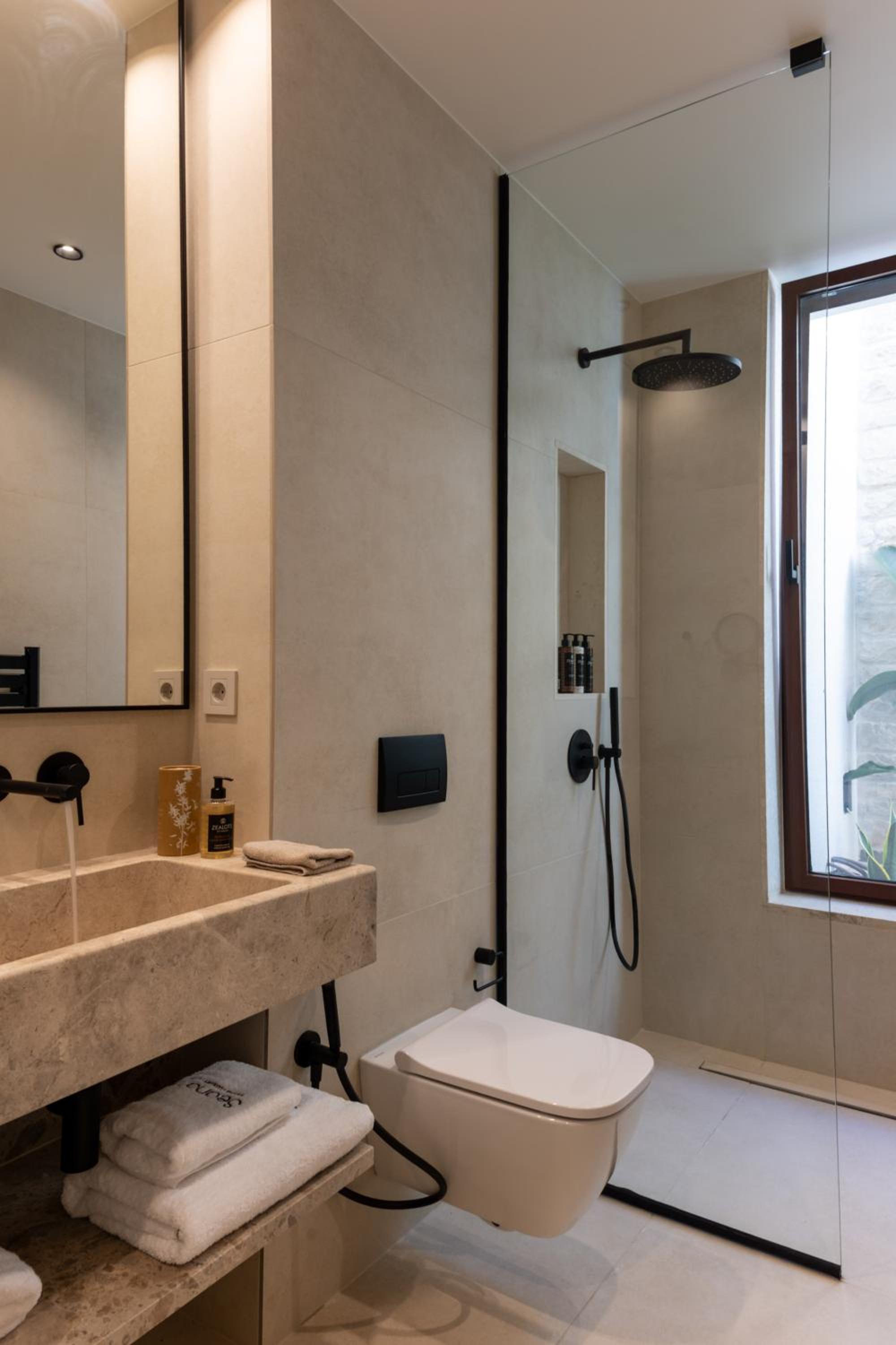 Seanatra Luxury Villas
