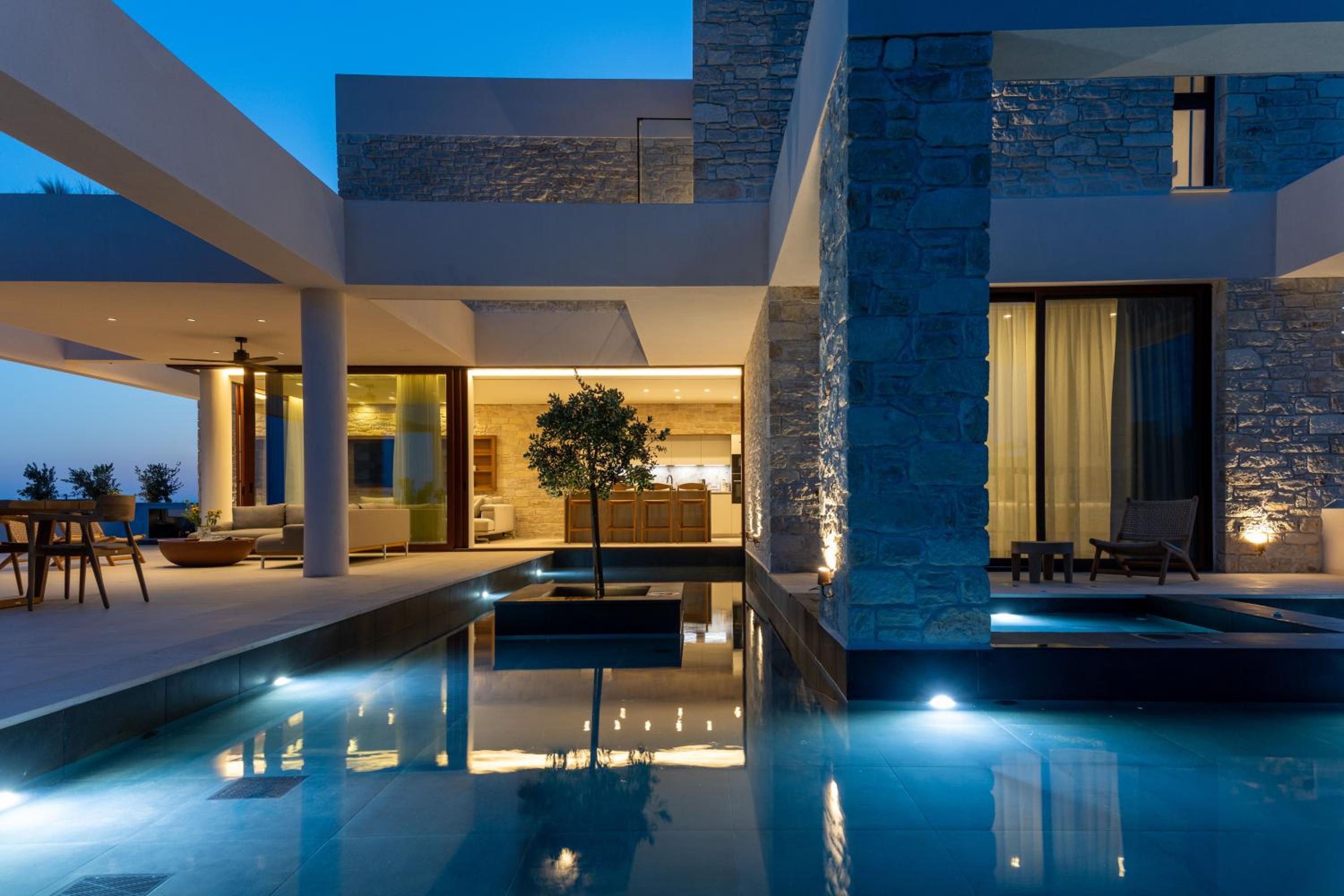 Seanatra Luxury Villas